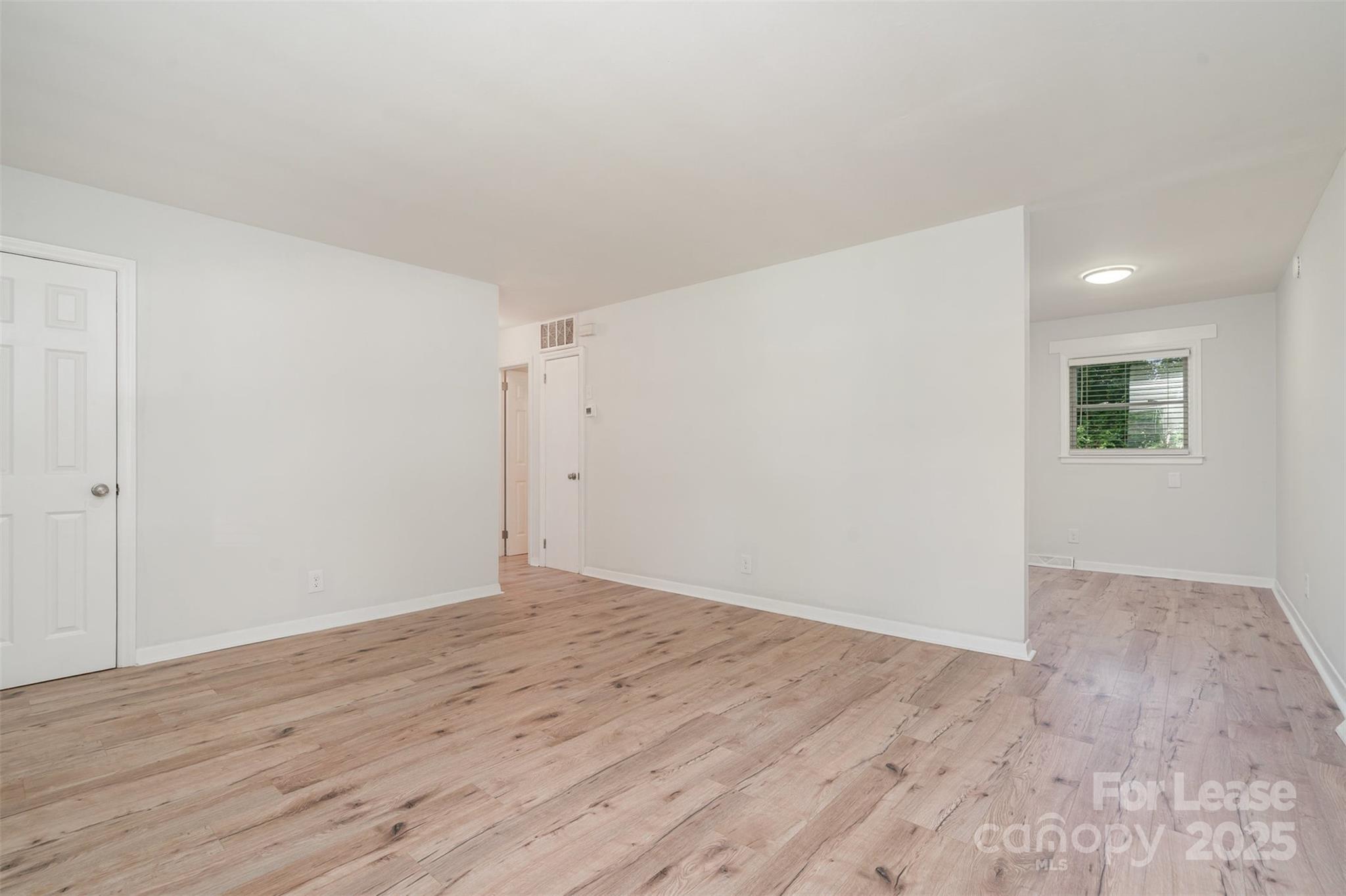 602 Camrose Drive Property Photo 4