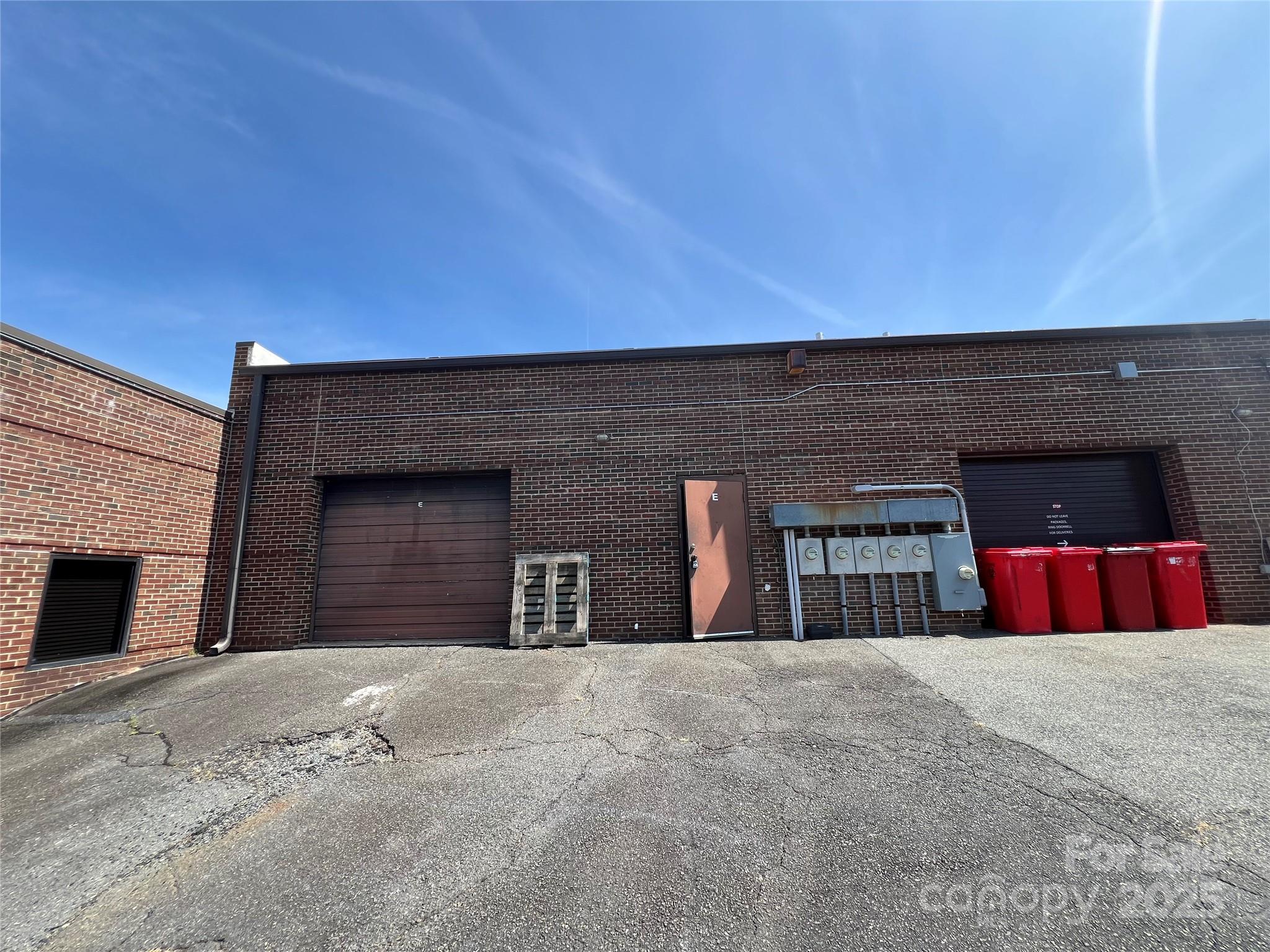 4455 Morris Park Drive E Property Photo 16