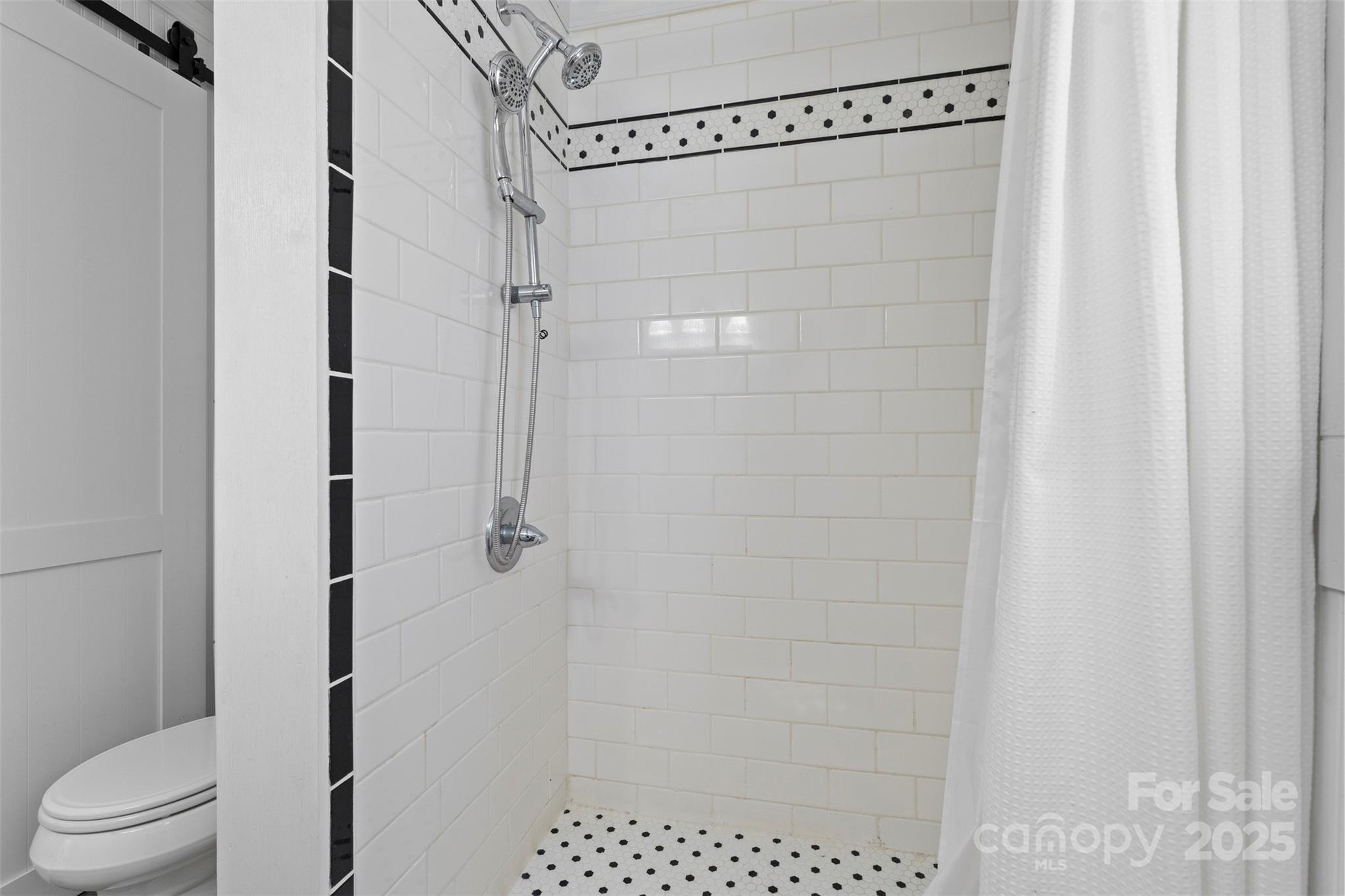 320 Ackert Avenue Property Photo 32