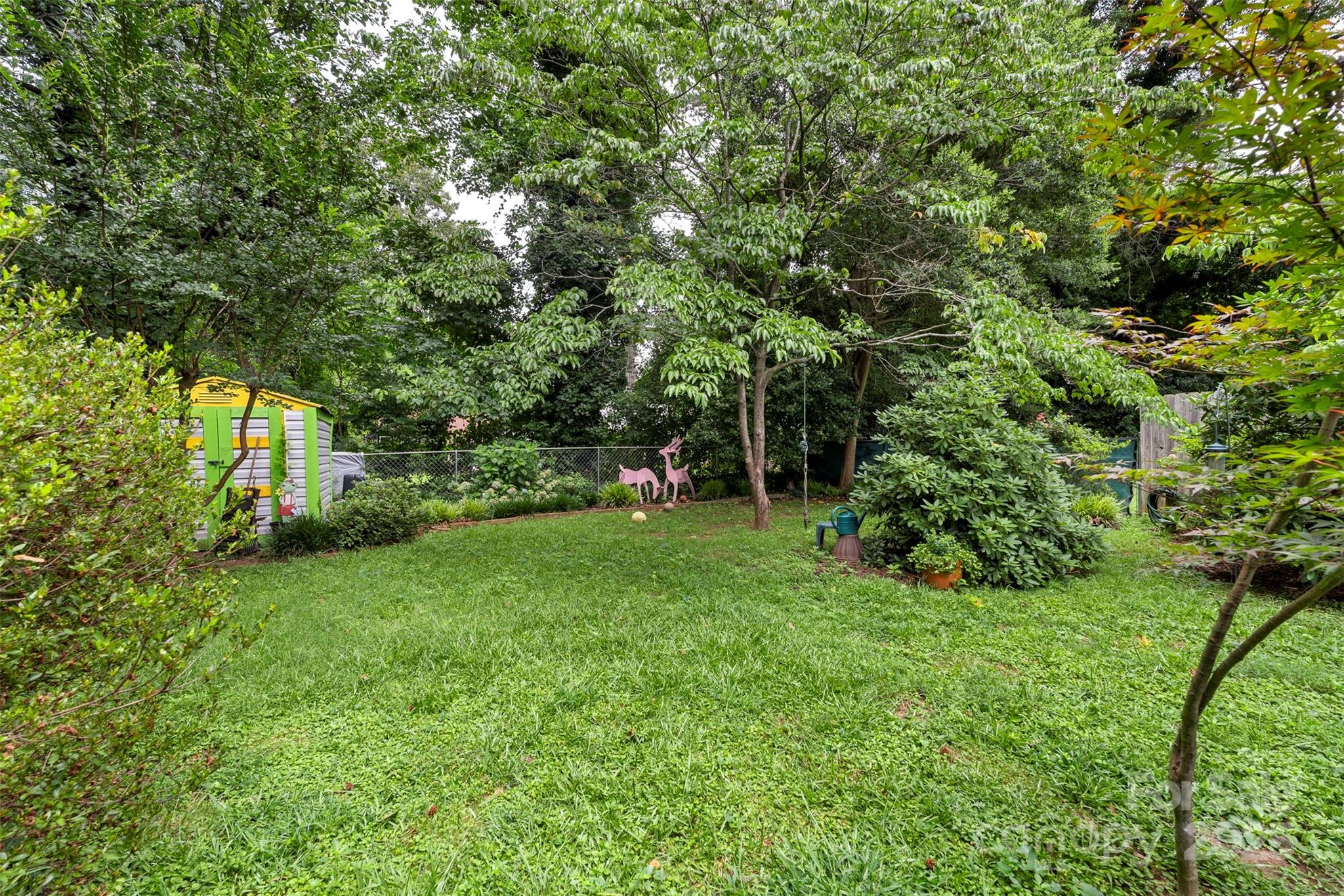 320 Ackert Avenue Property Photo 43