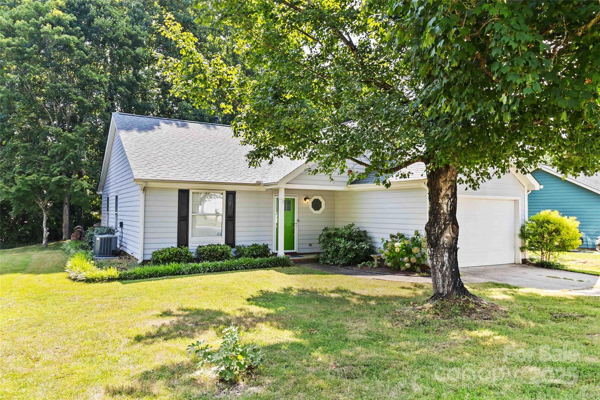 3004 Walsingham Court Property Photo 1