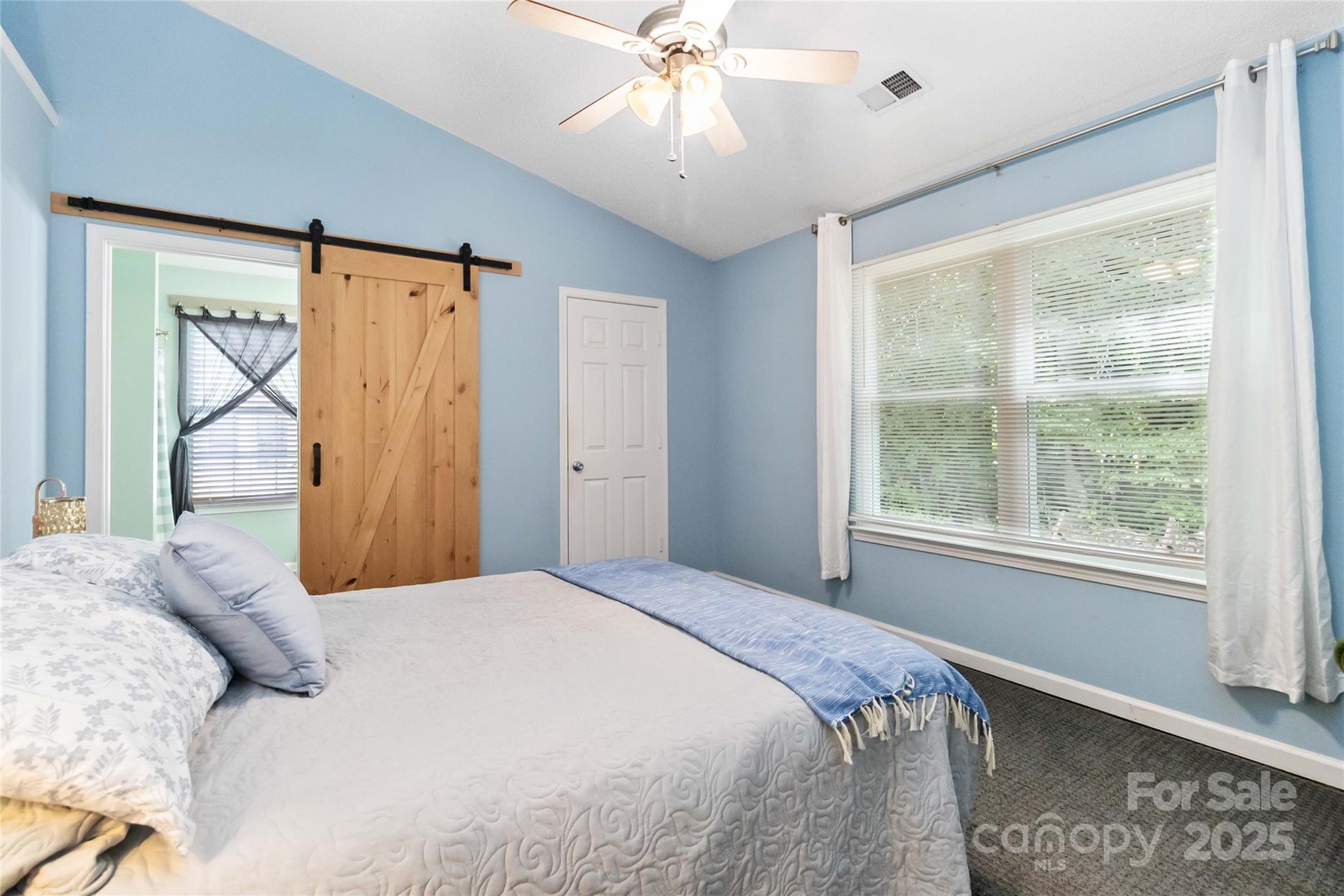 3004 Walsingham Court Property Photo 28