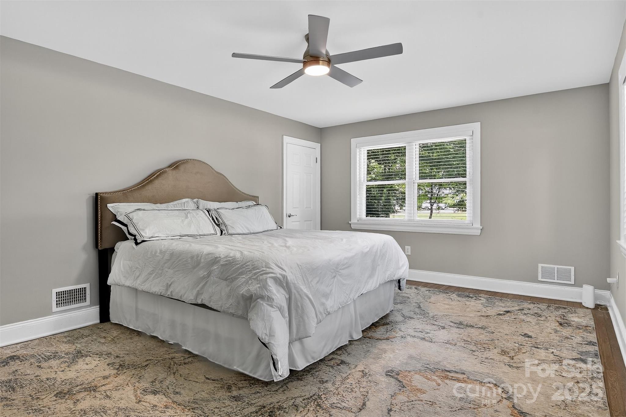 3127 N Center Street Property Photo 21