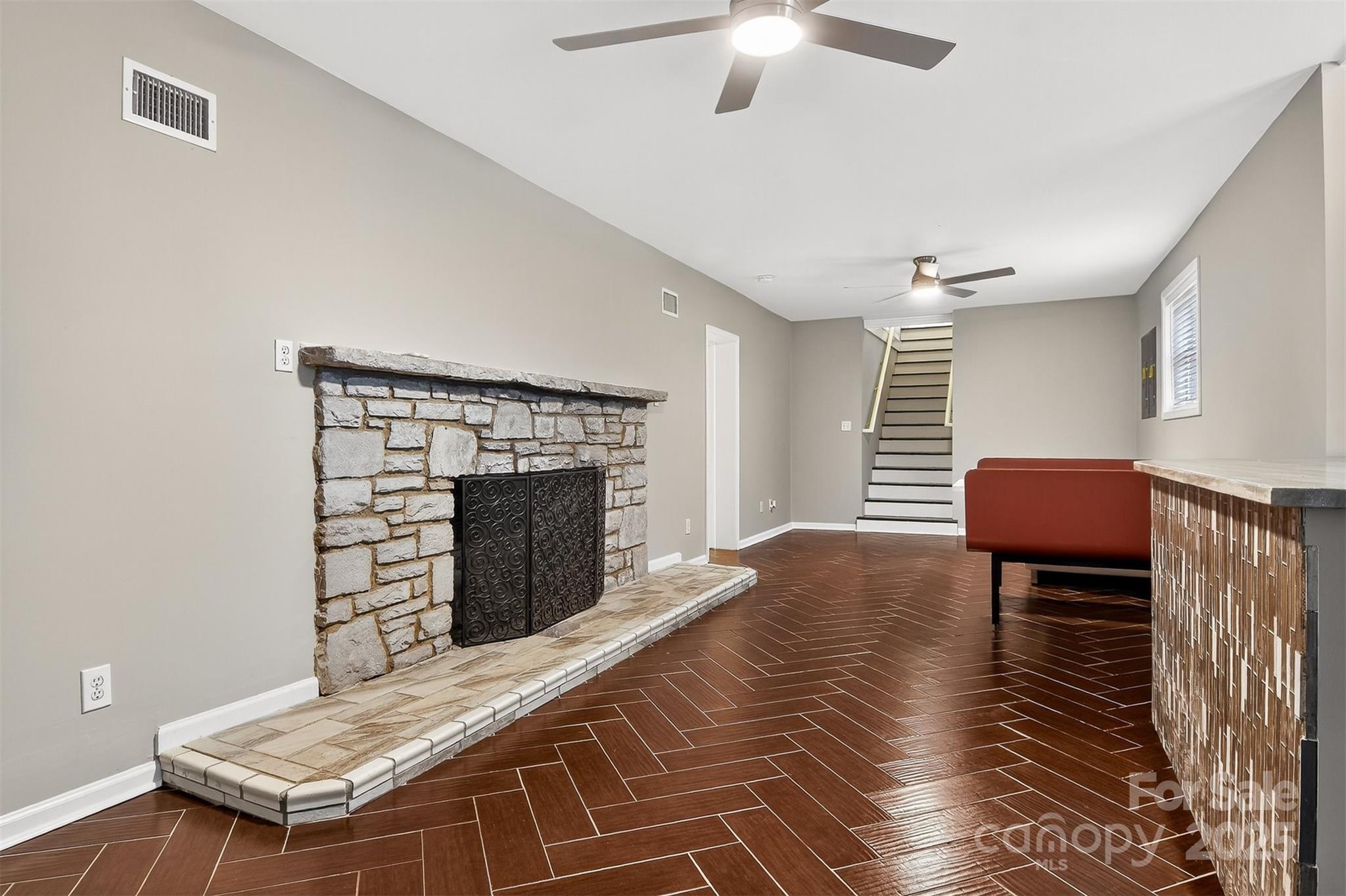 3127 N Center Street Property Photo 30