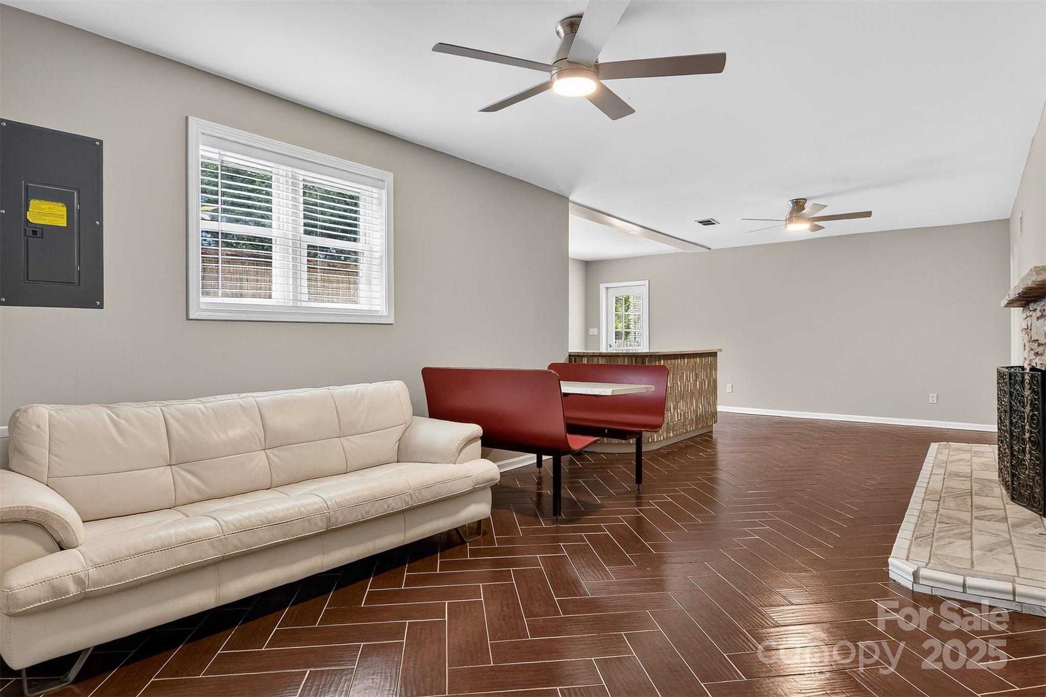 3127 N Center Street Property Photo 31