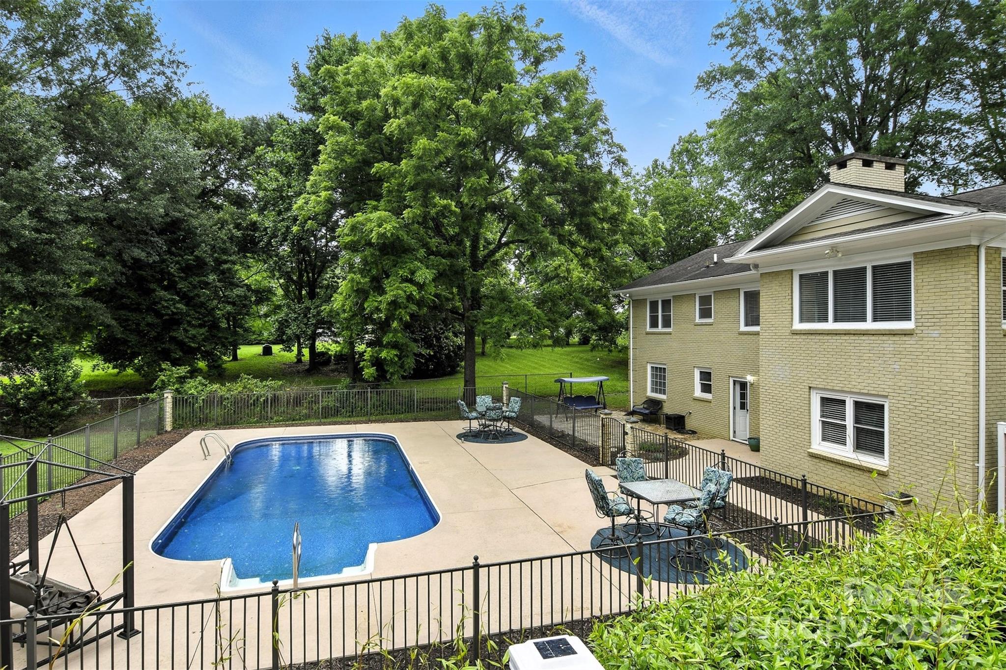 3127 N Center Street Property Photo 38