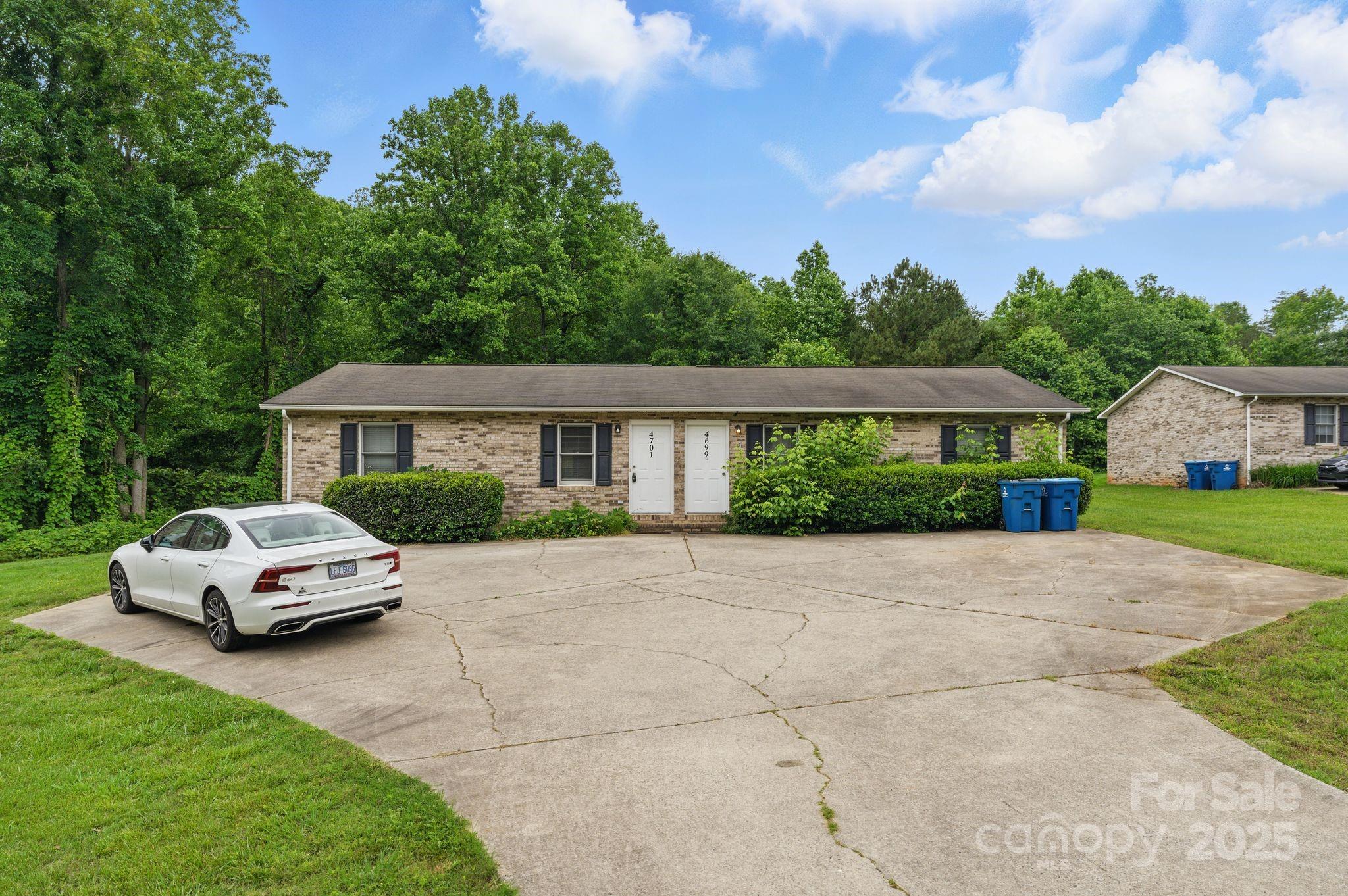 4681-4709 Grassy Creek Road Property Photo 10