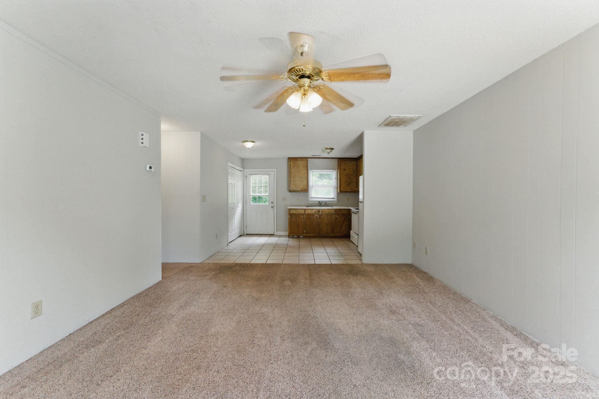 4681-4709 Grassy Creek Road Property Photo 11