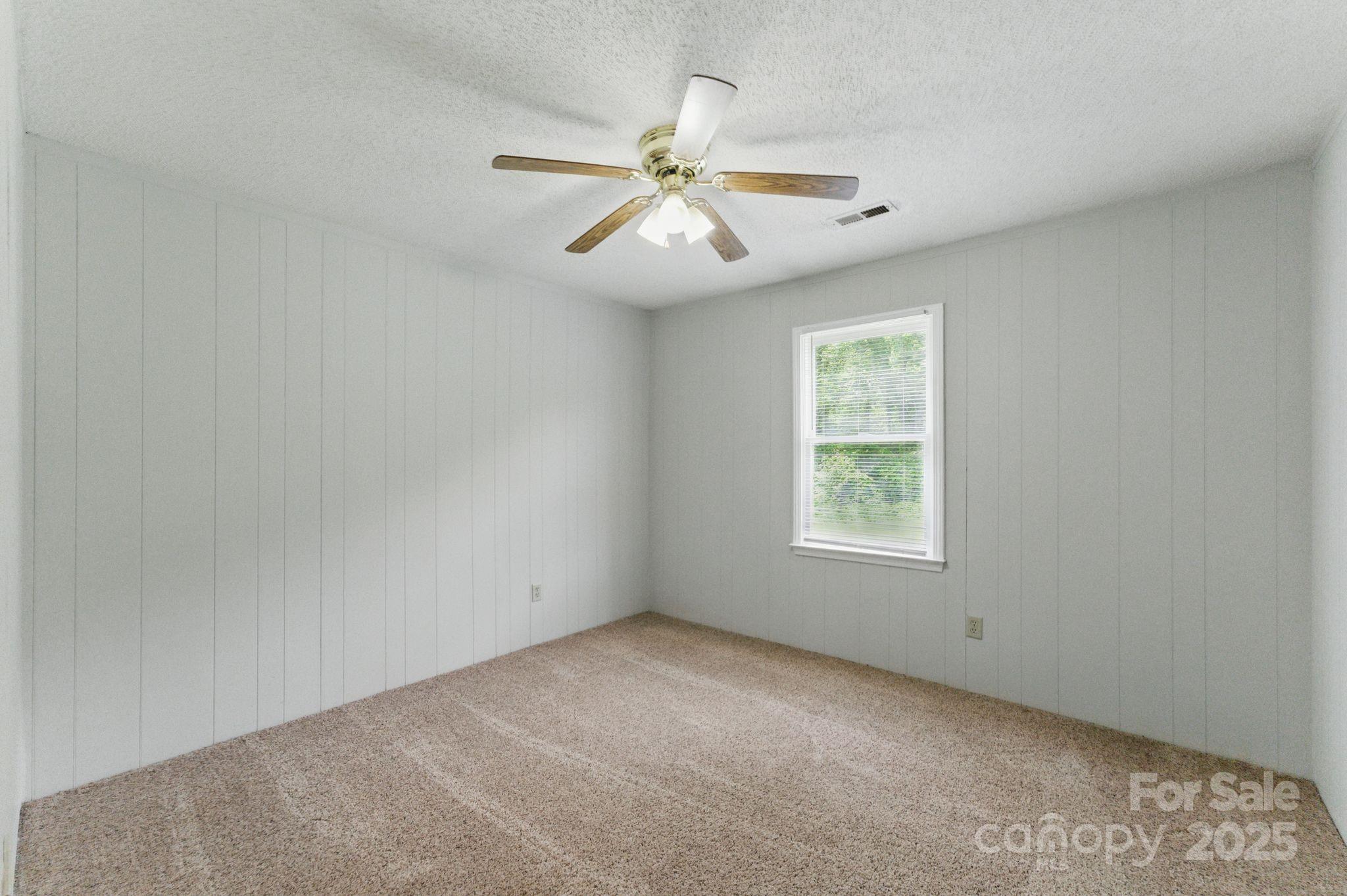 4681-4709 Grassy Creek Road Property Photo 15