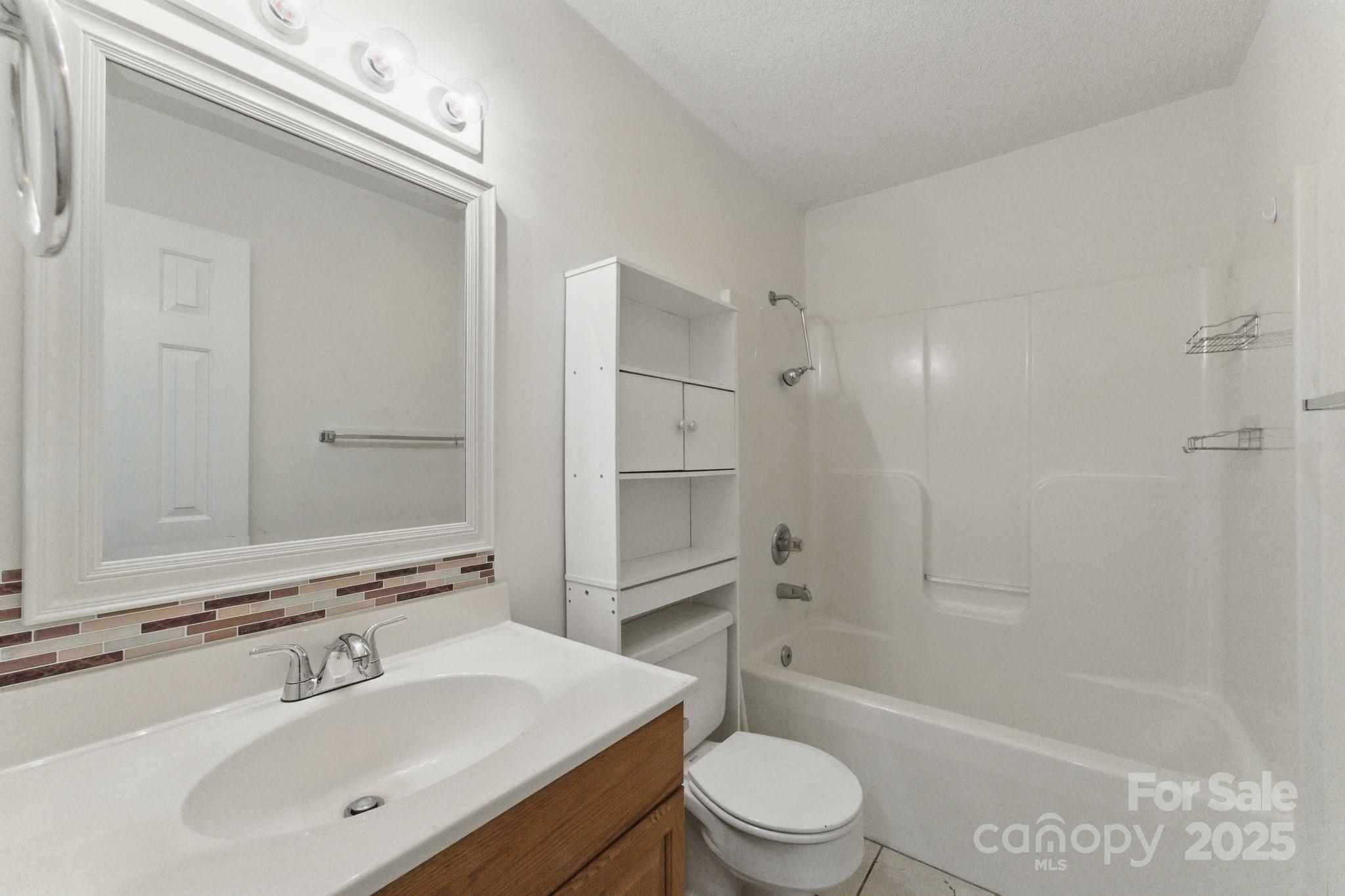 4681-4709 Grassy Creek Road Property Photo 25