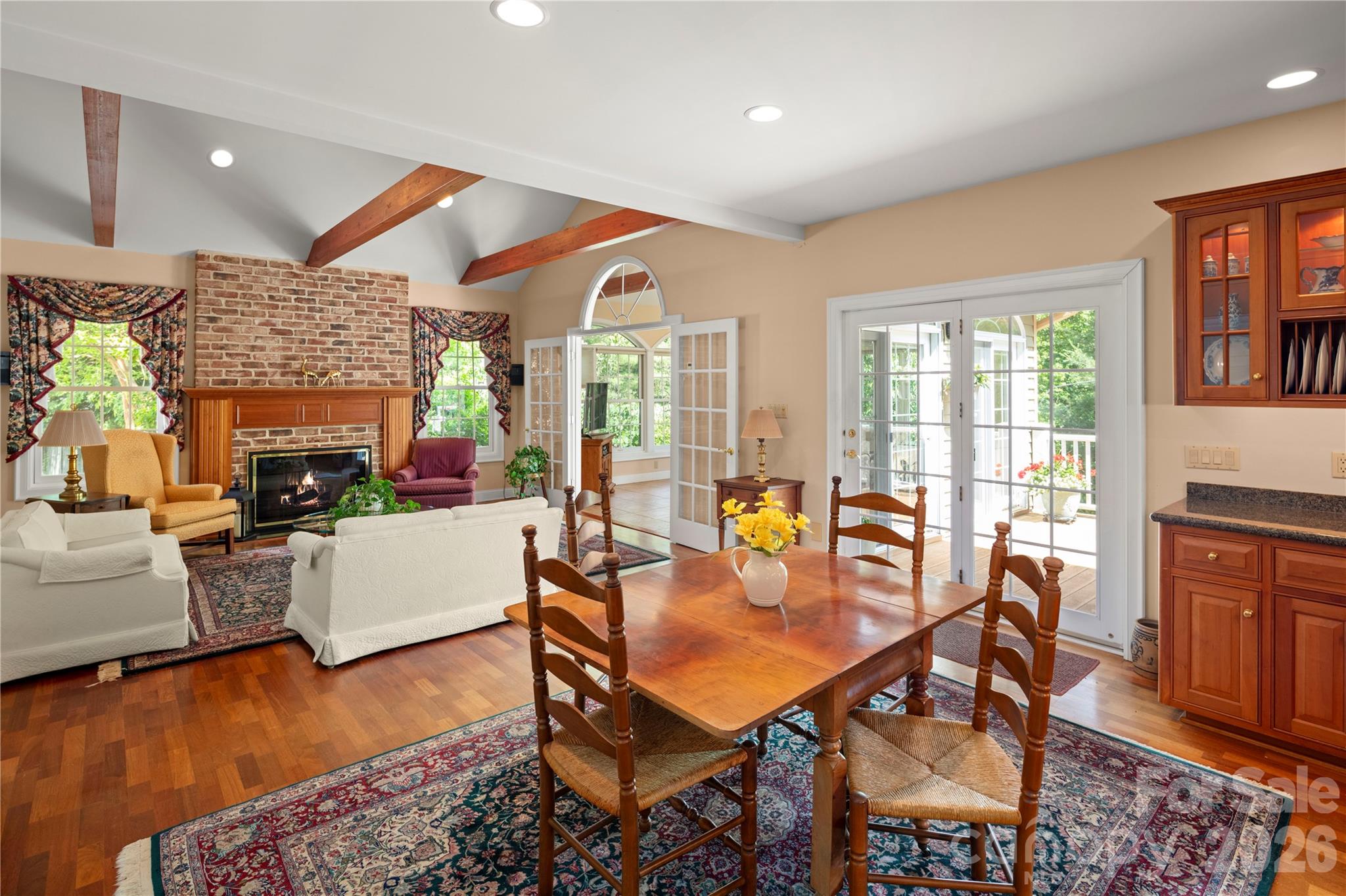 842 Rickel Drive Property Photo 8
