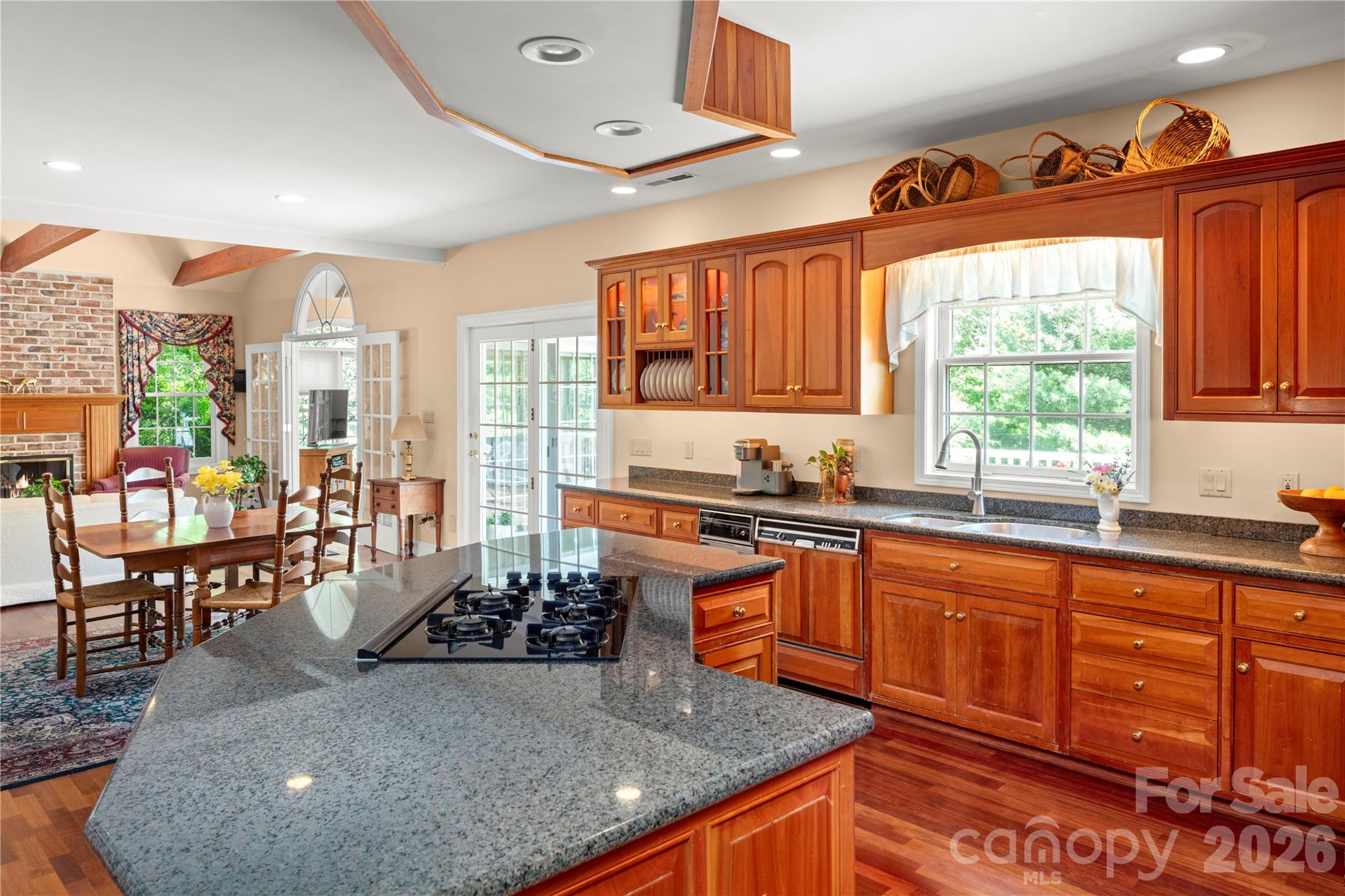 842 Rickel Drive Property Photo 11