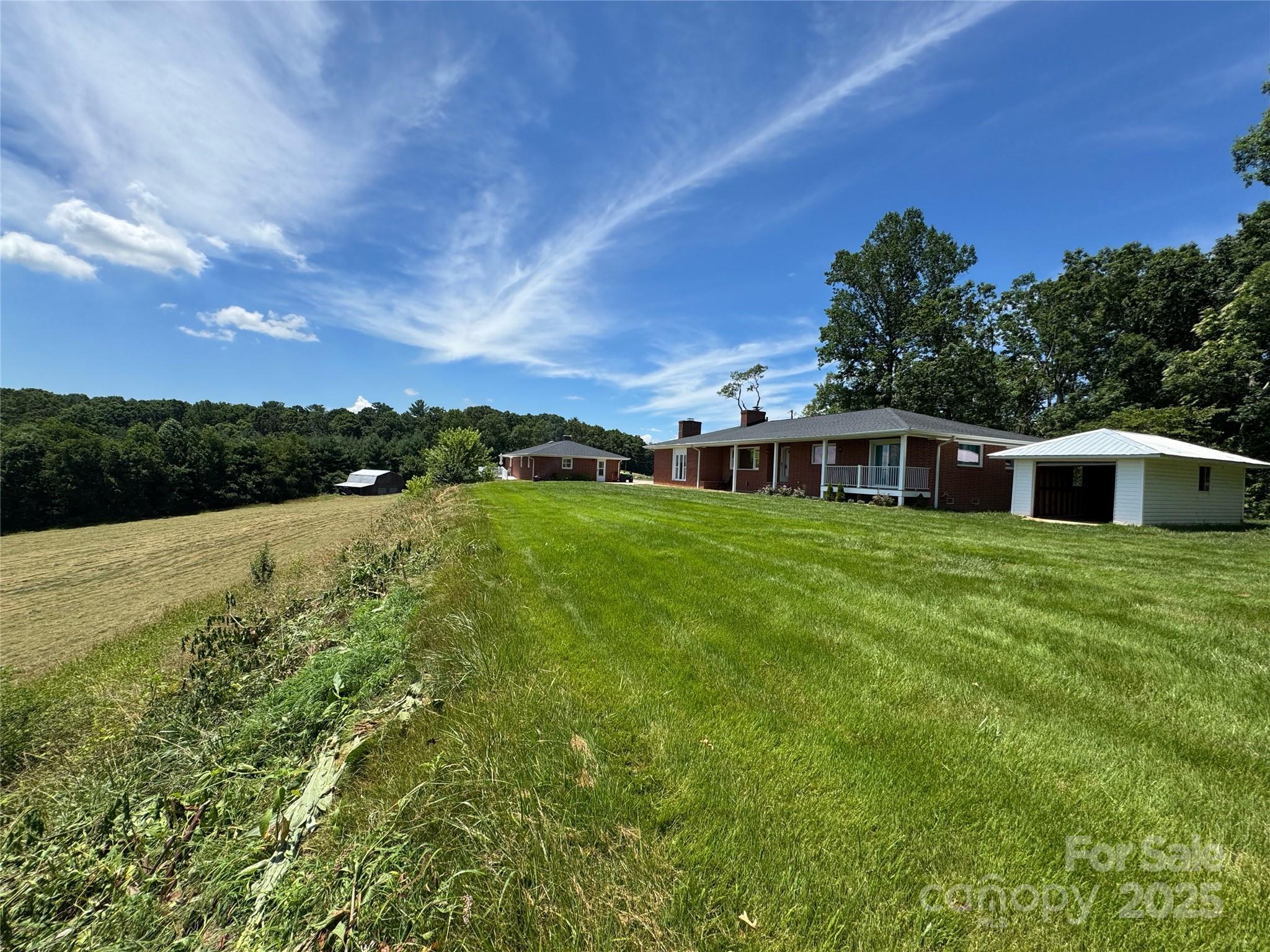 598 Miles View Drive Property Photo 1