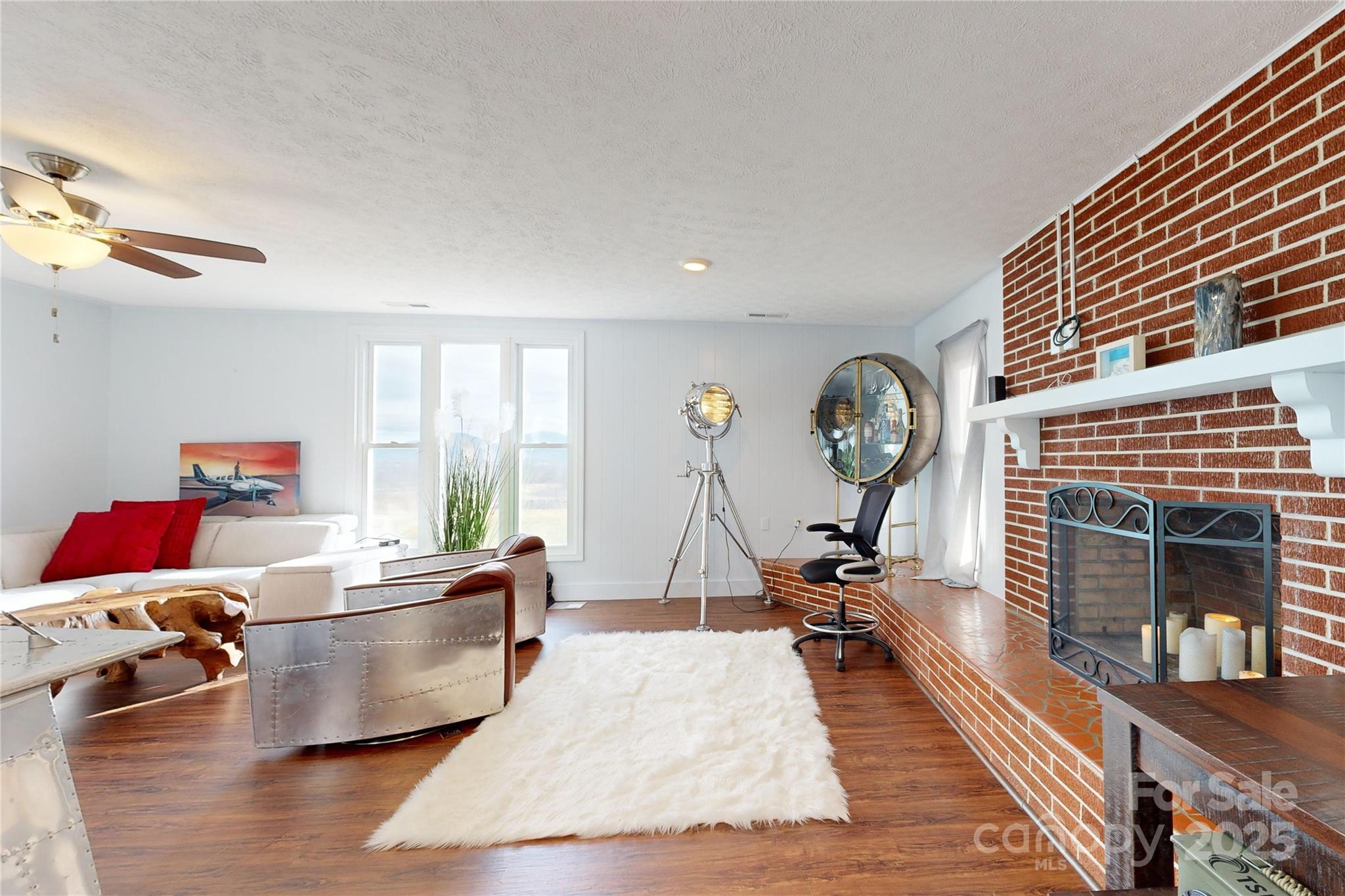598 Miles View Drive Property Photo 19