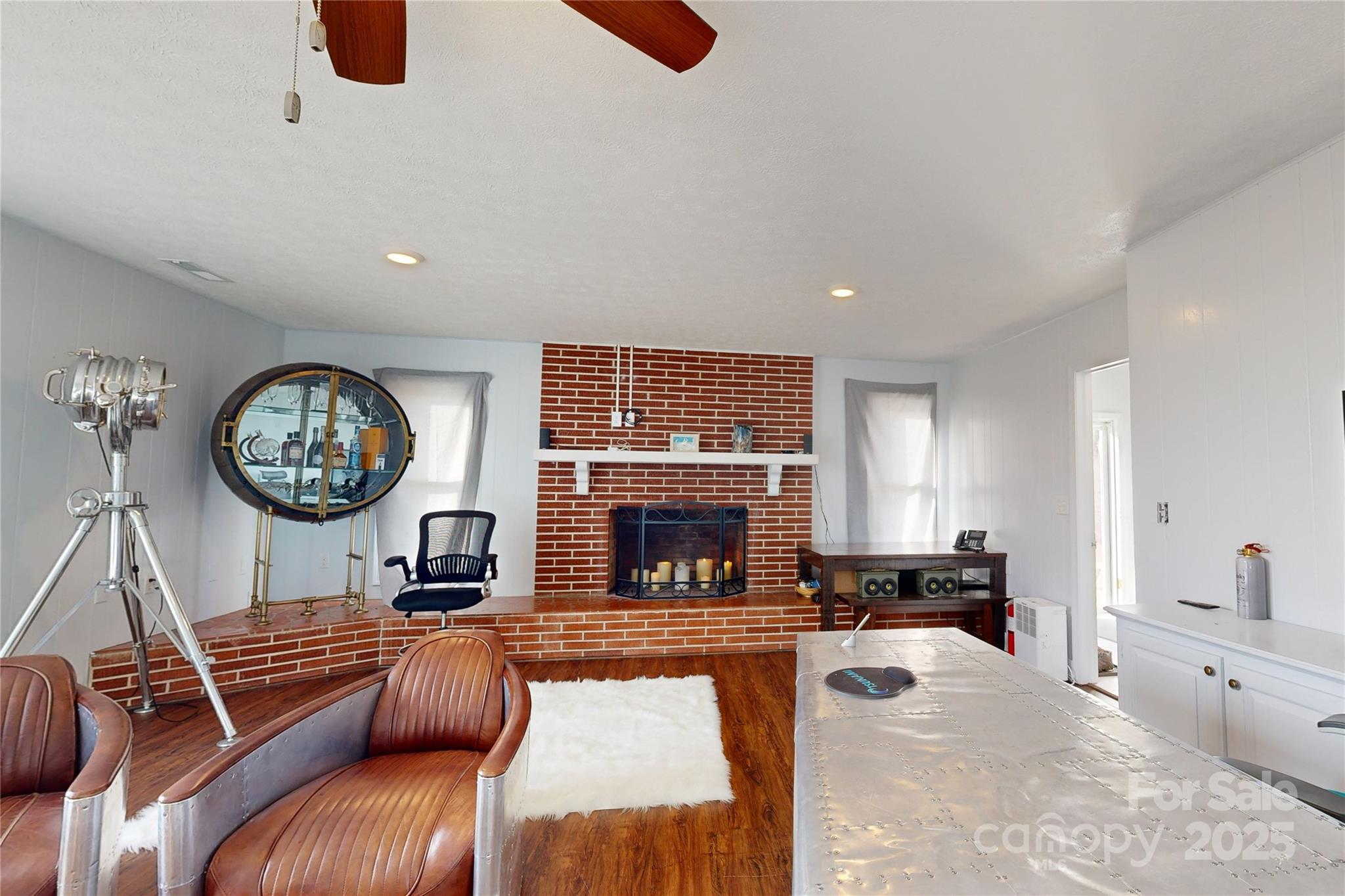 598 Miles View Drive Property Photo 21