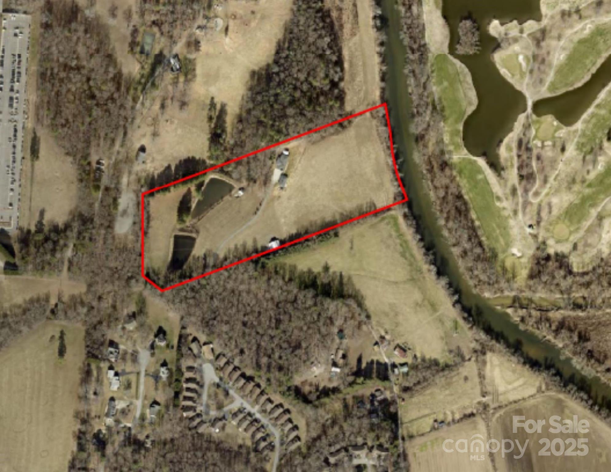 598 Miles View Drive Property Photo 3