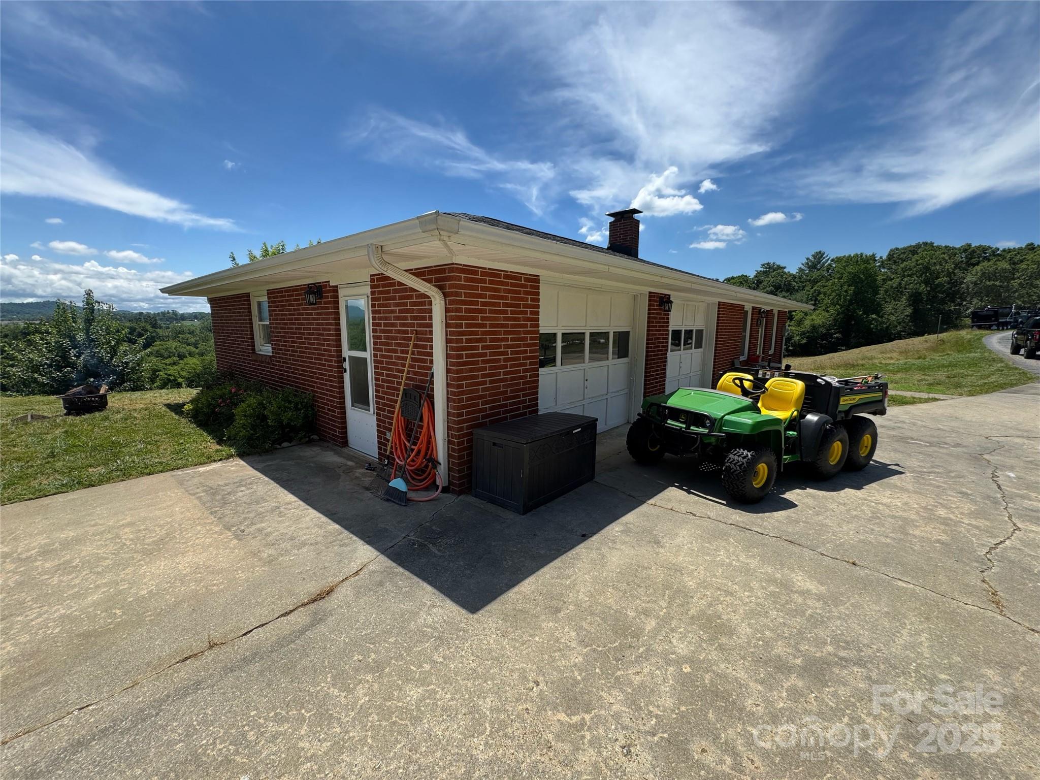 598 Miles View Drive Property Photo 12