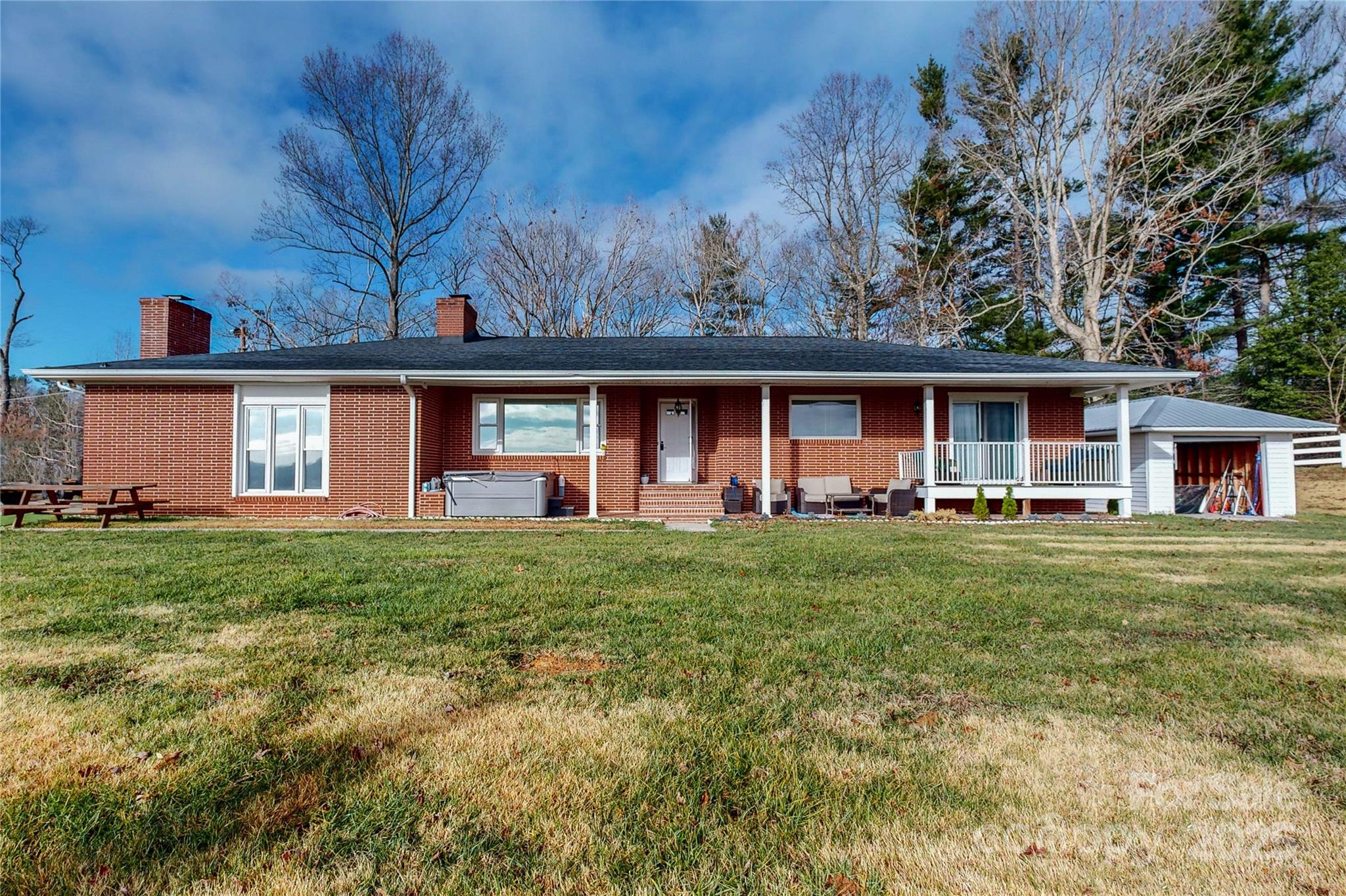 598 Miles View Drive Property Photo 14