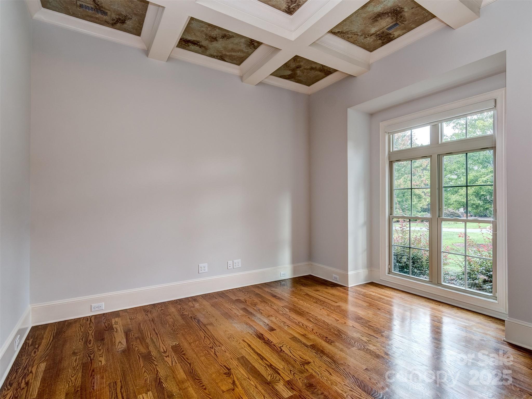 1377 Shinnecock Lane Property Photo 9