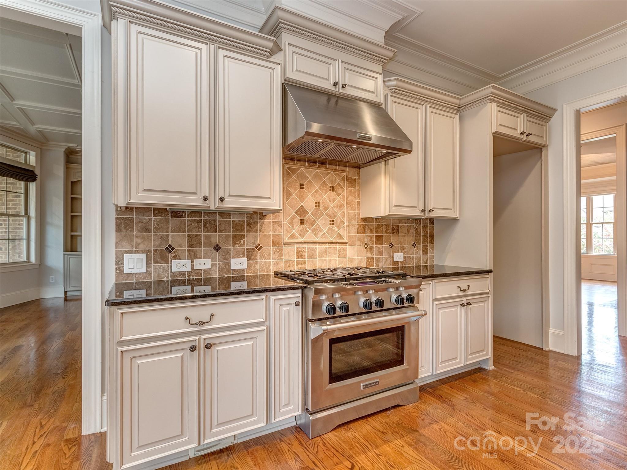 1377 Shinnecock Lane Property Photo 17