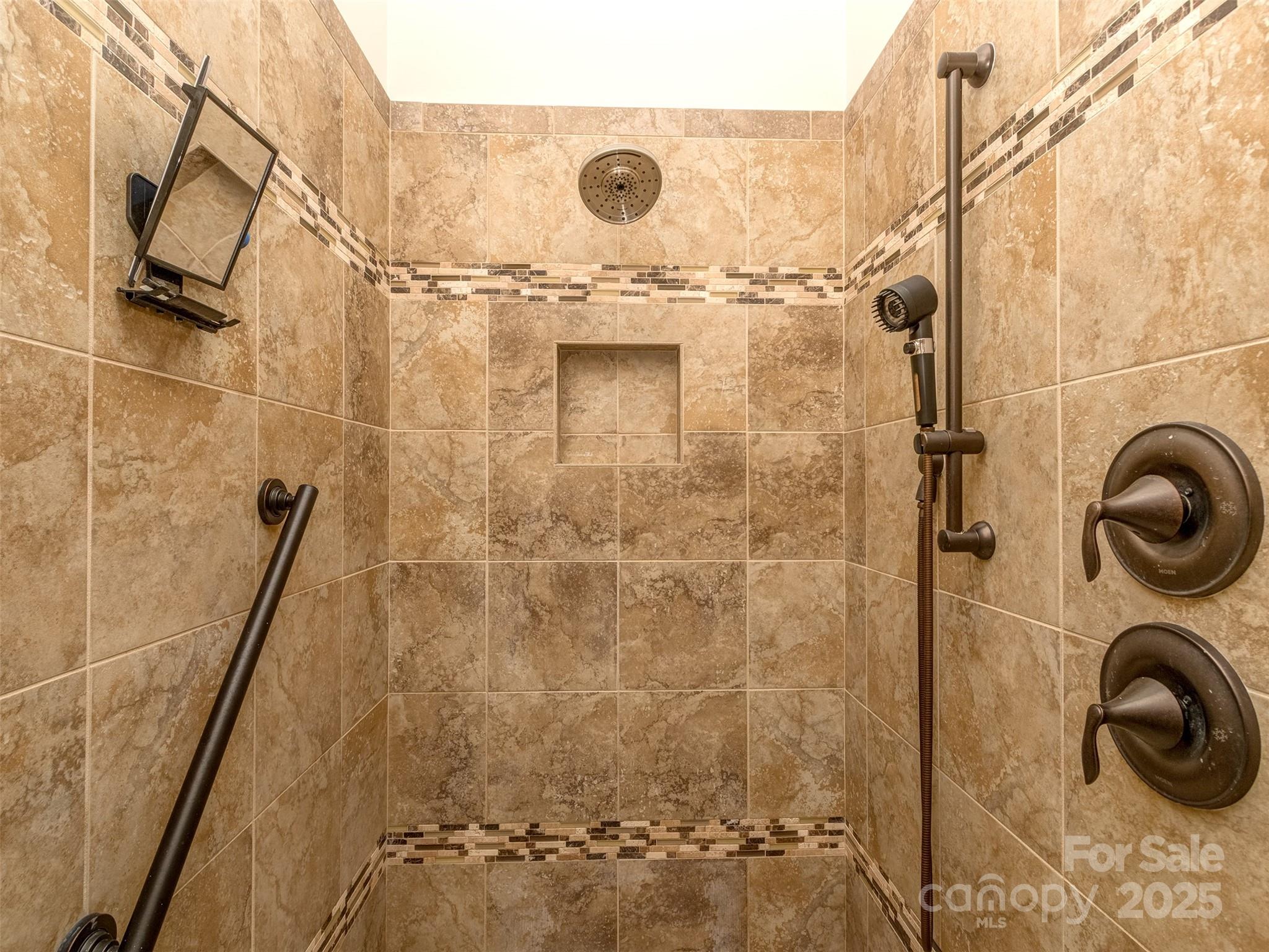 1377 Shinnecock Lane Property Photo 30