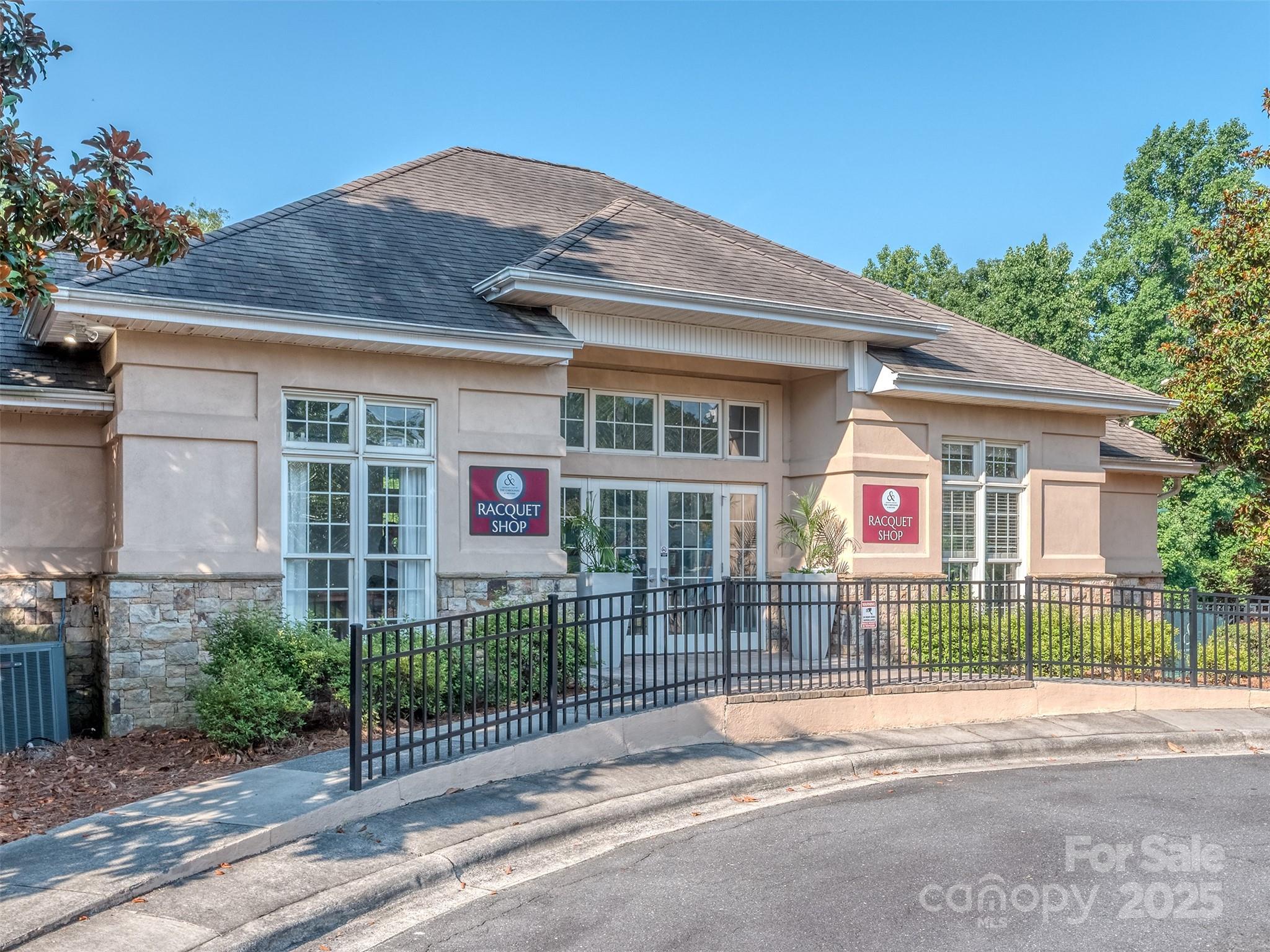 1377 Shinnecock Lane Property Photo 47