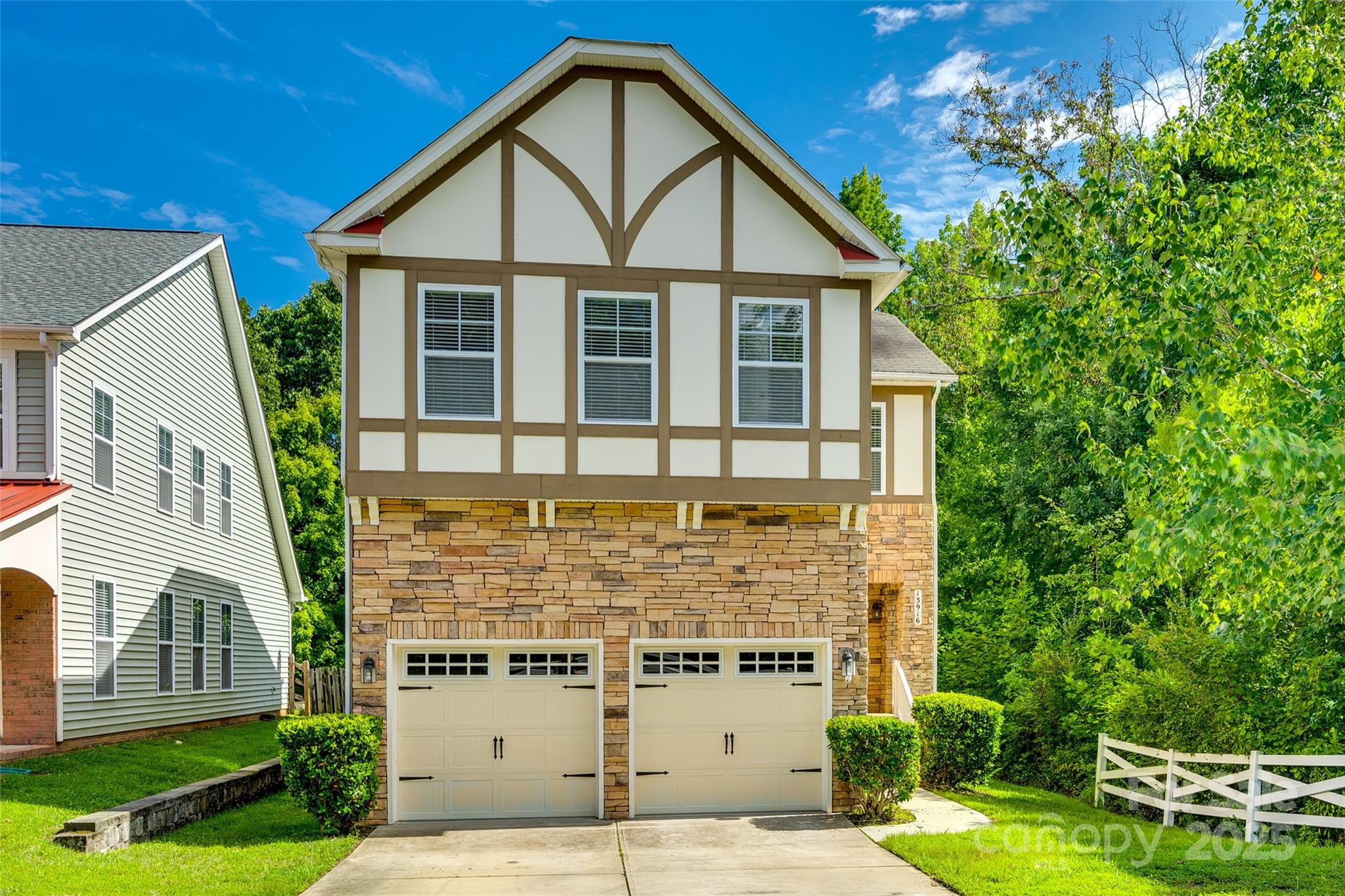13916 Mallard Lake Road Property Photo 1