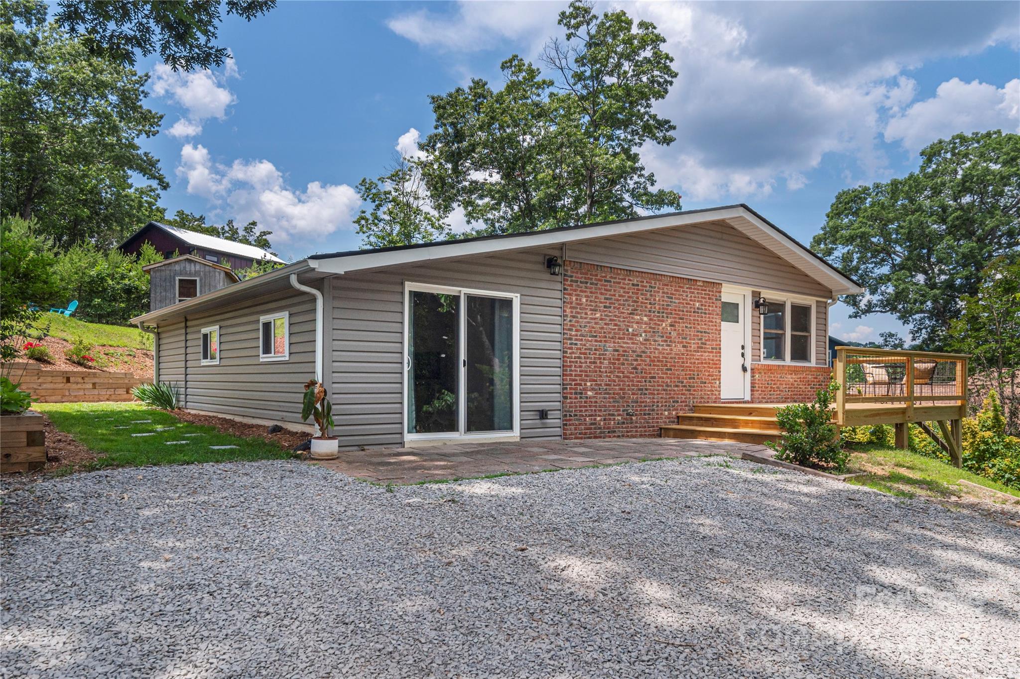 406 Melody Circle Property Photo 1