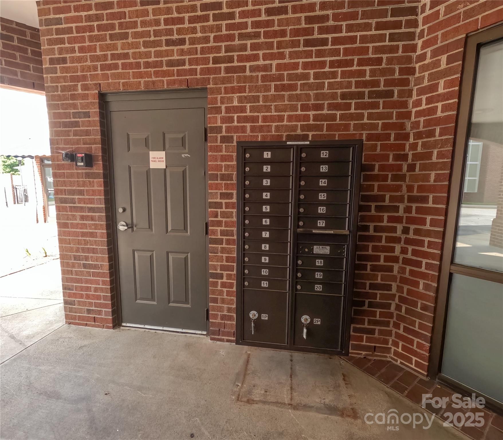 1410 4th Street Drive 303 Property Photo 7