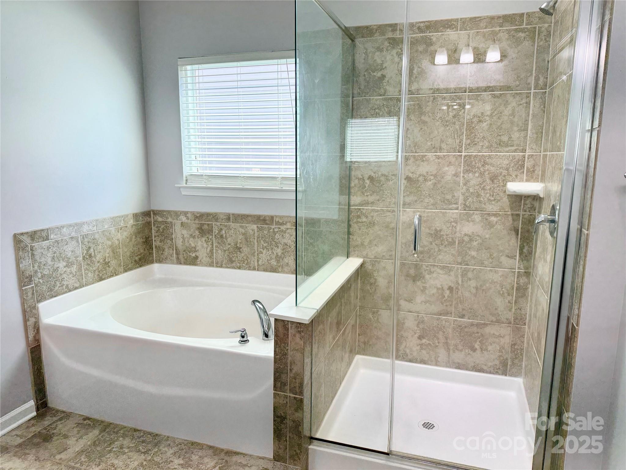 11109 Pond Valley Court Property Photo 25