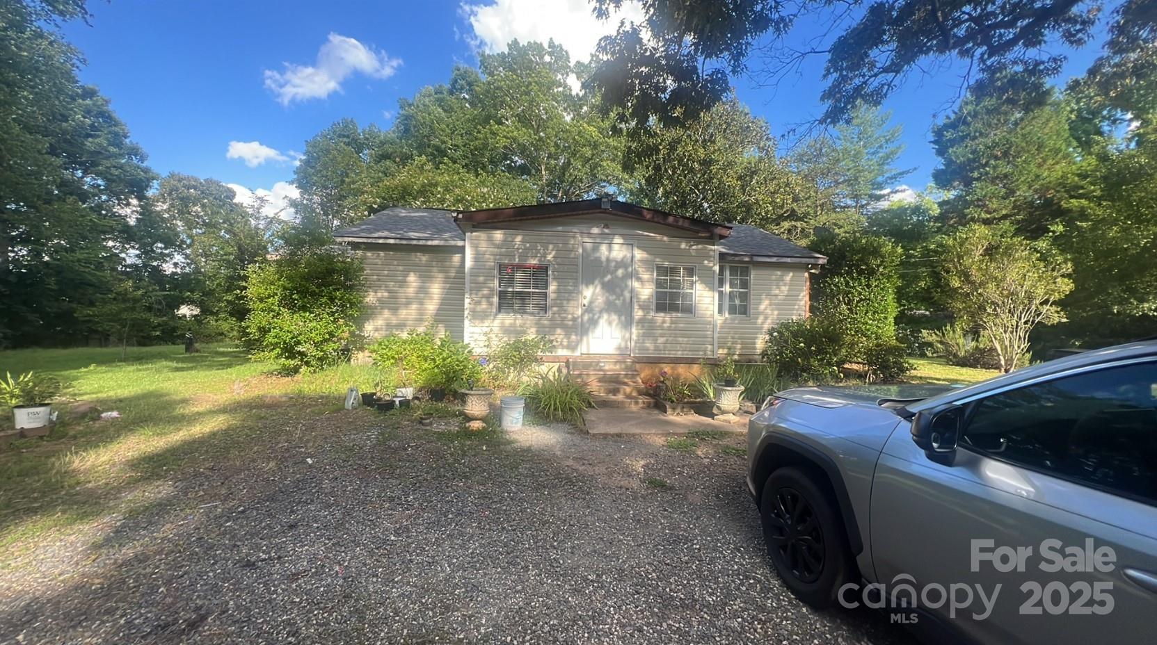 8301 Pine Oak Road Property Photo 1