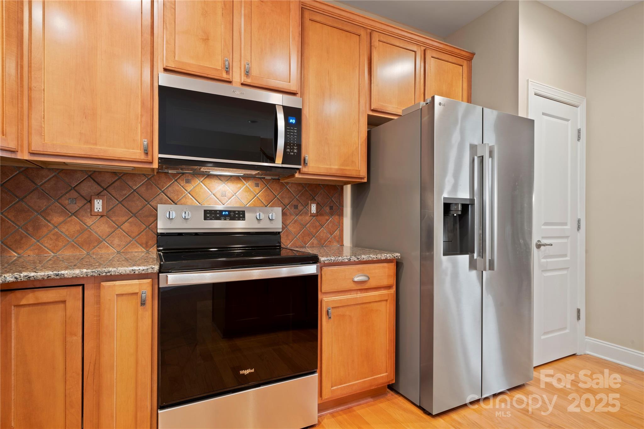 1103 Phar Lap Drive Property Photo 6