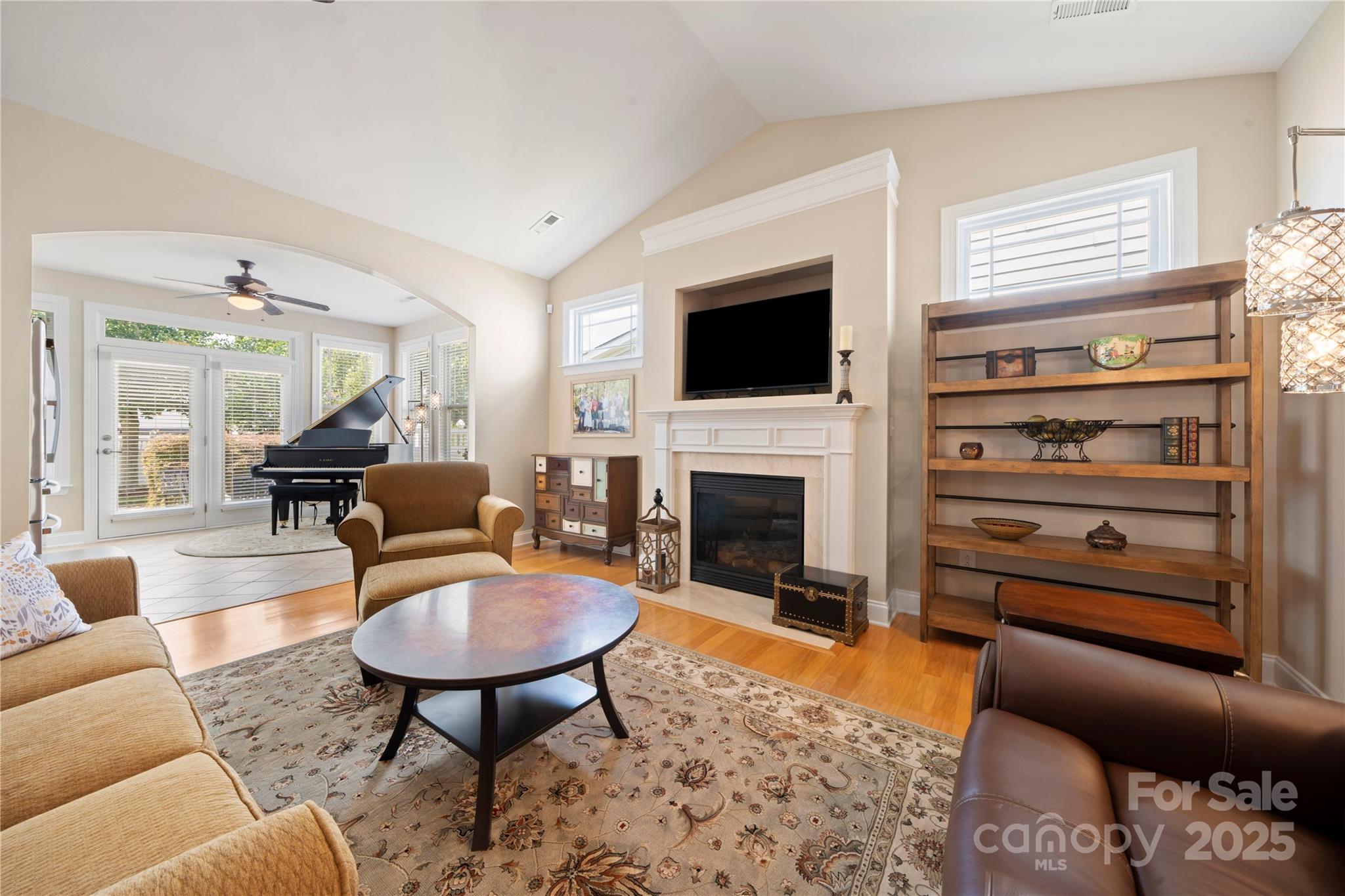 1103 Phar Lap Drive Property Photo 16