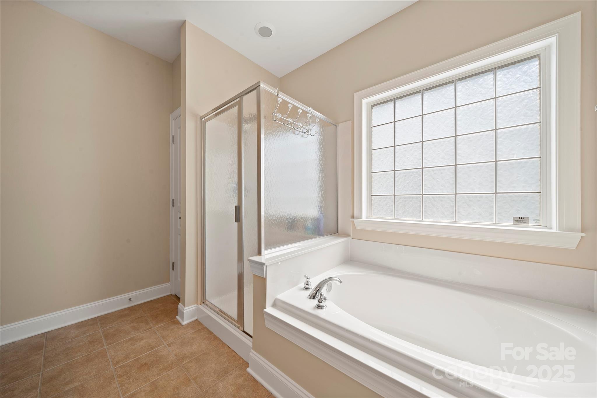 1103 Phar Lap Drive Property Photo 20