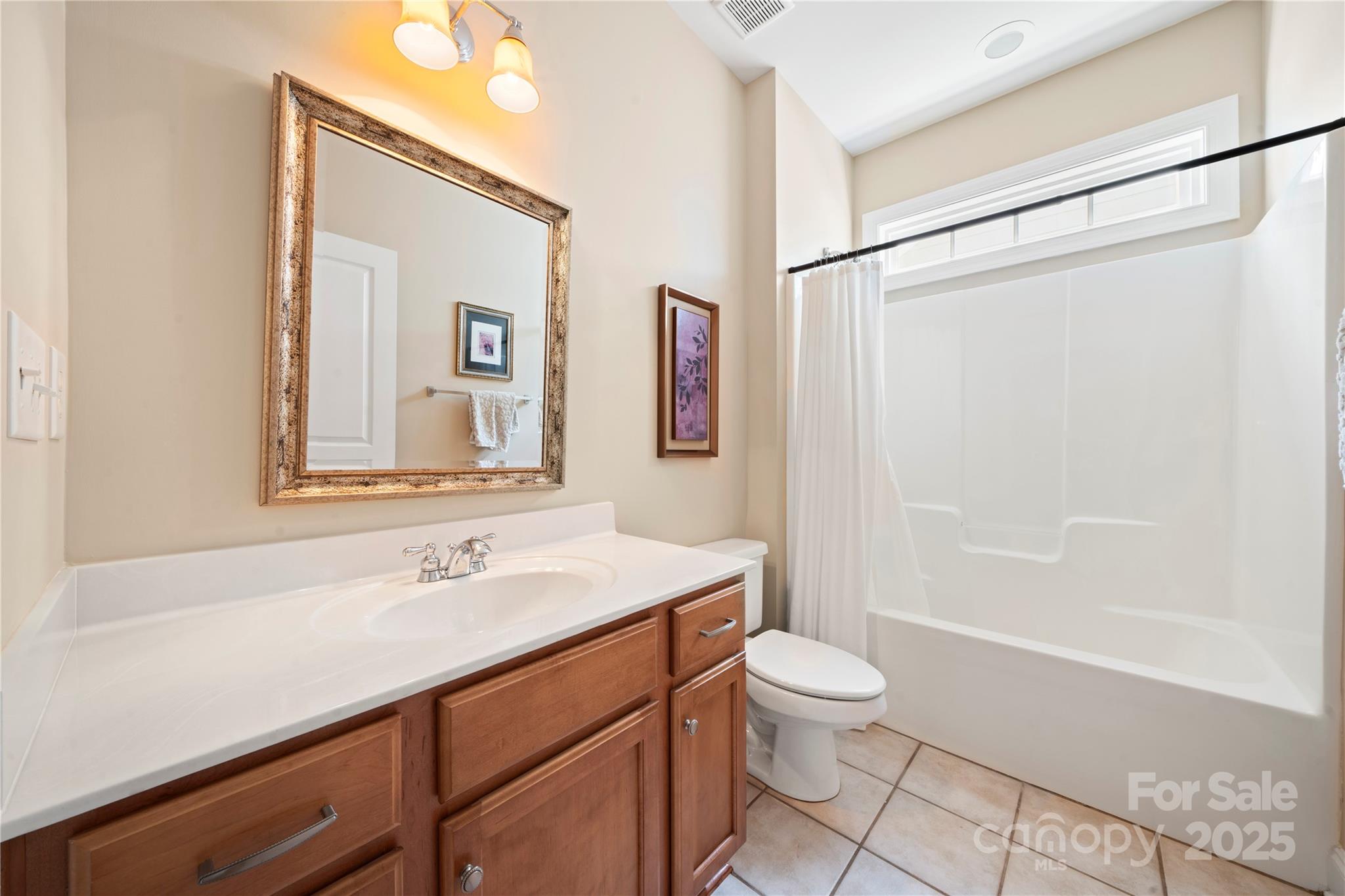 1103 Phar Lap Drive Property Photo 32