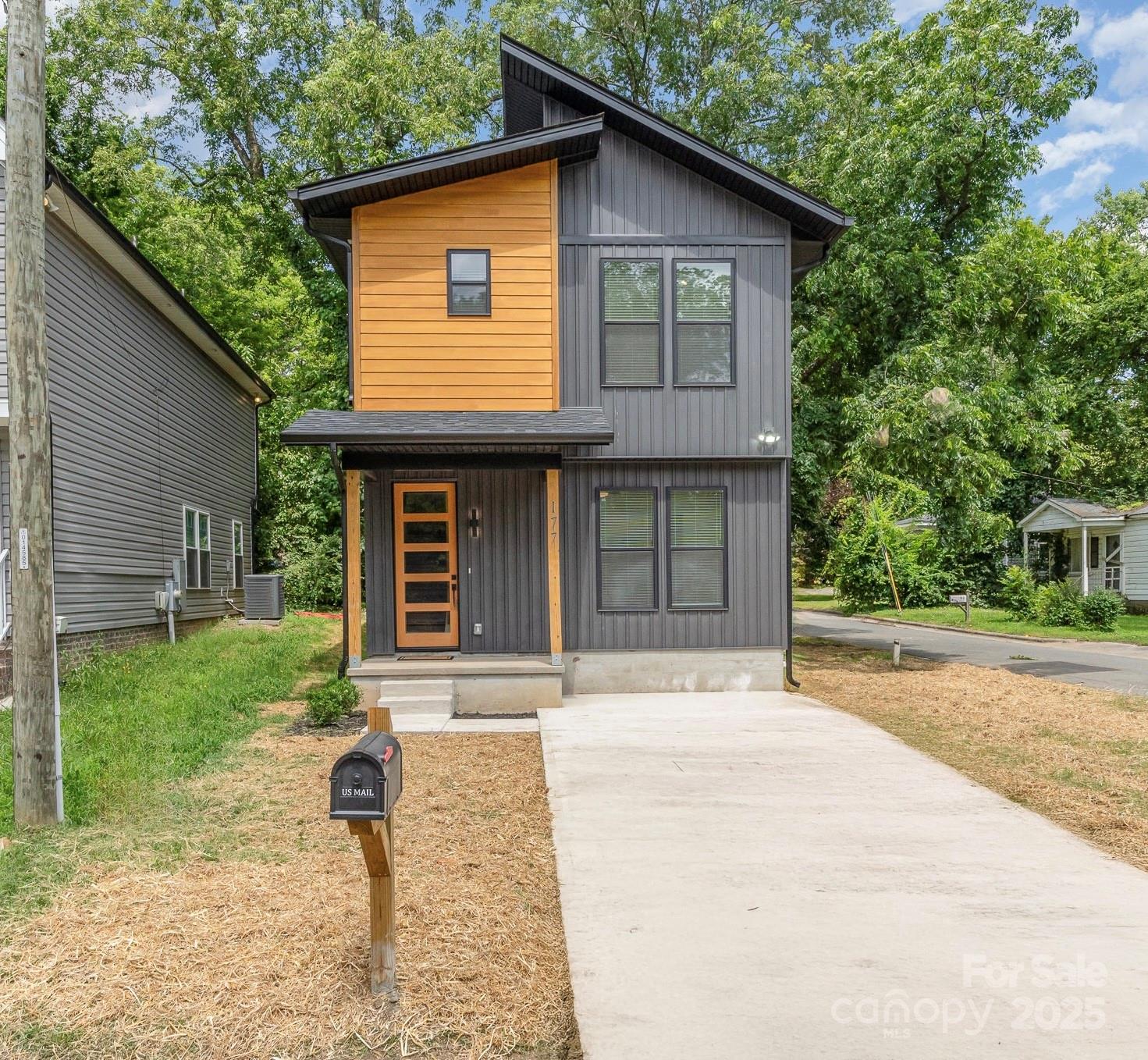 177 Georgia Street Property Photo