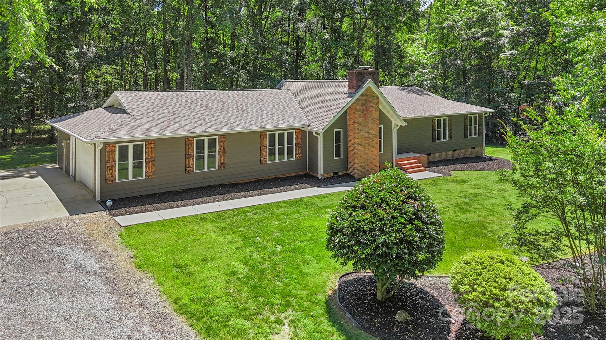 1556 Stanley Lucia Road Property Photo 1