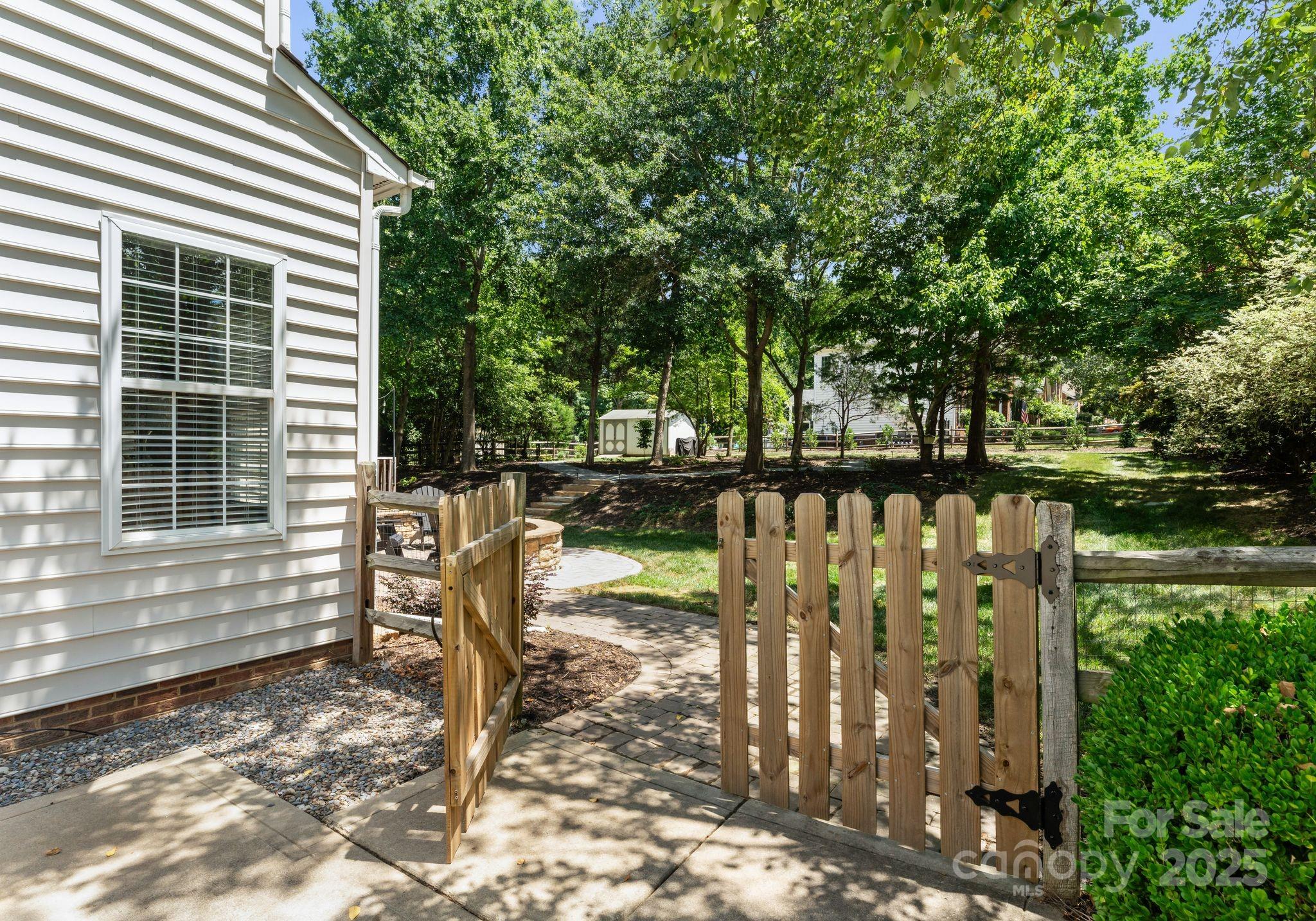 11202 Mountain Pine Drive Property Photo 19