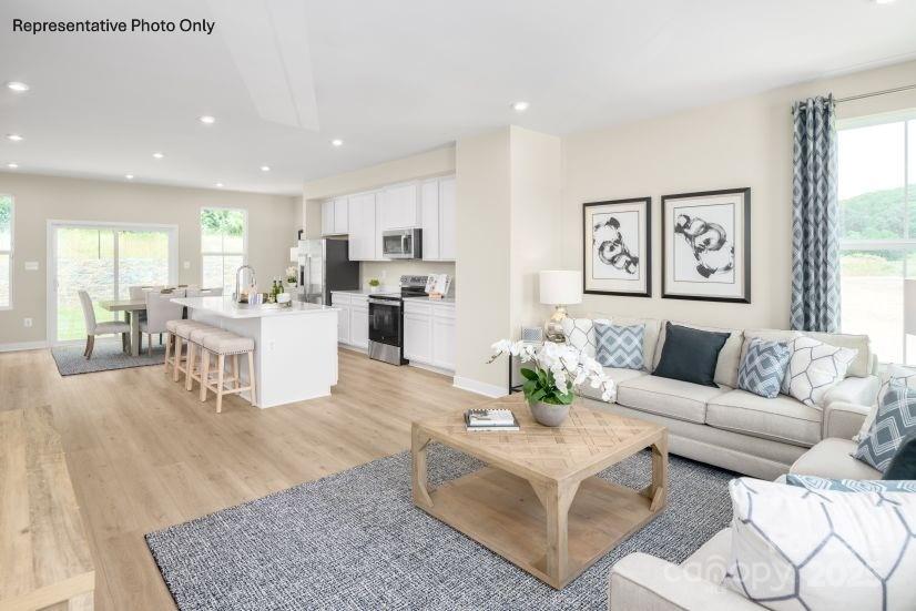 2160 Flicker Road 1034d Property Photo 9