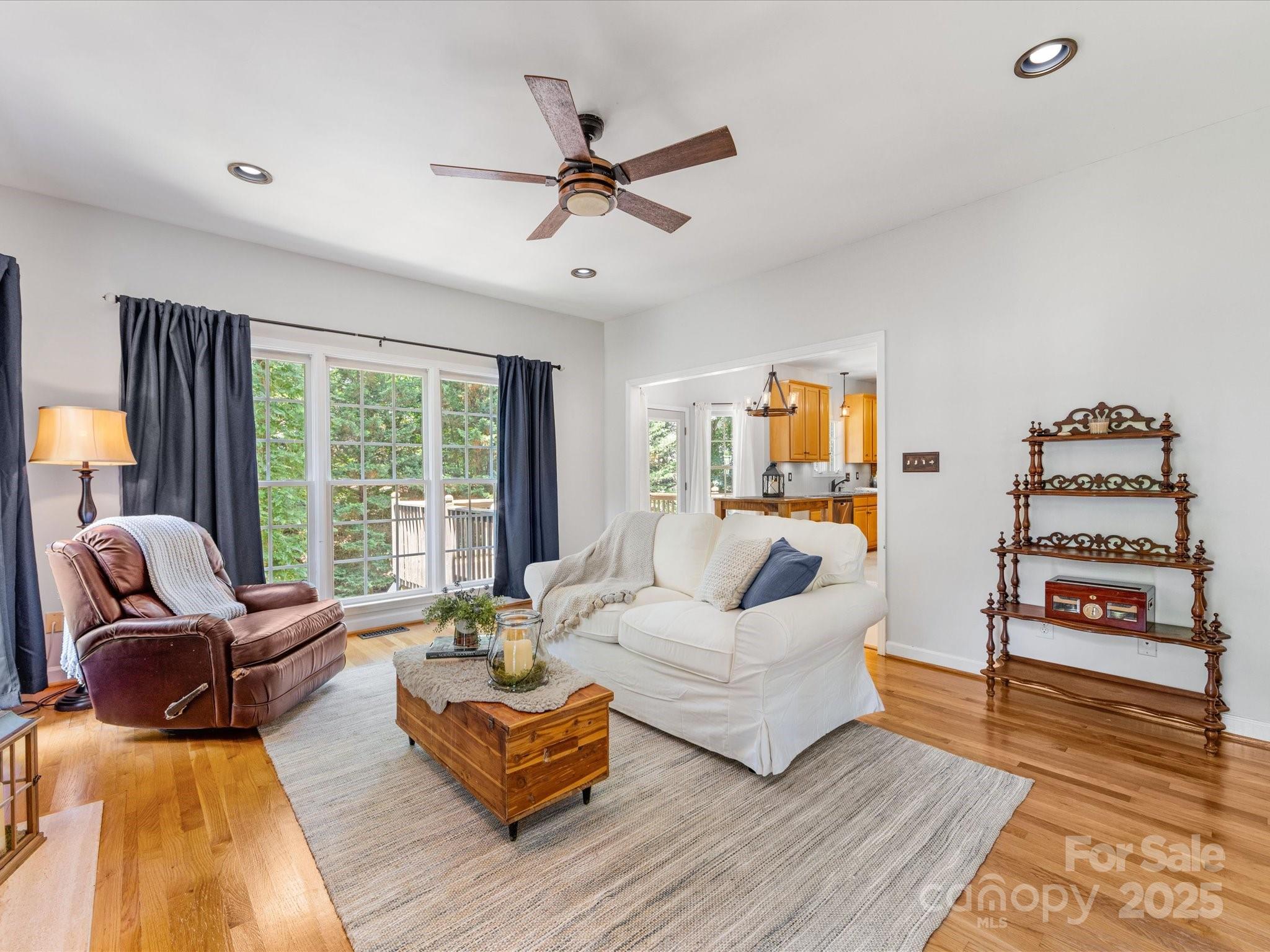 11126 Windgate Court Property Photo 16