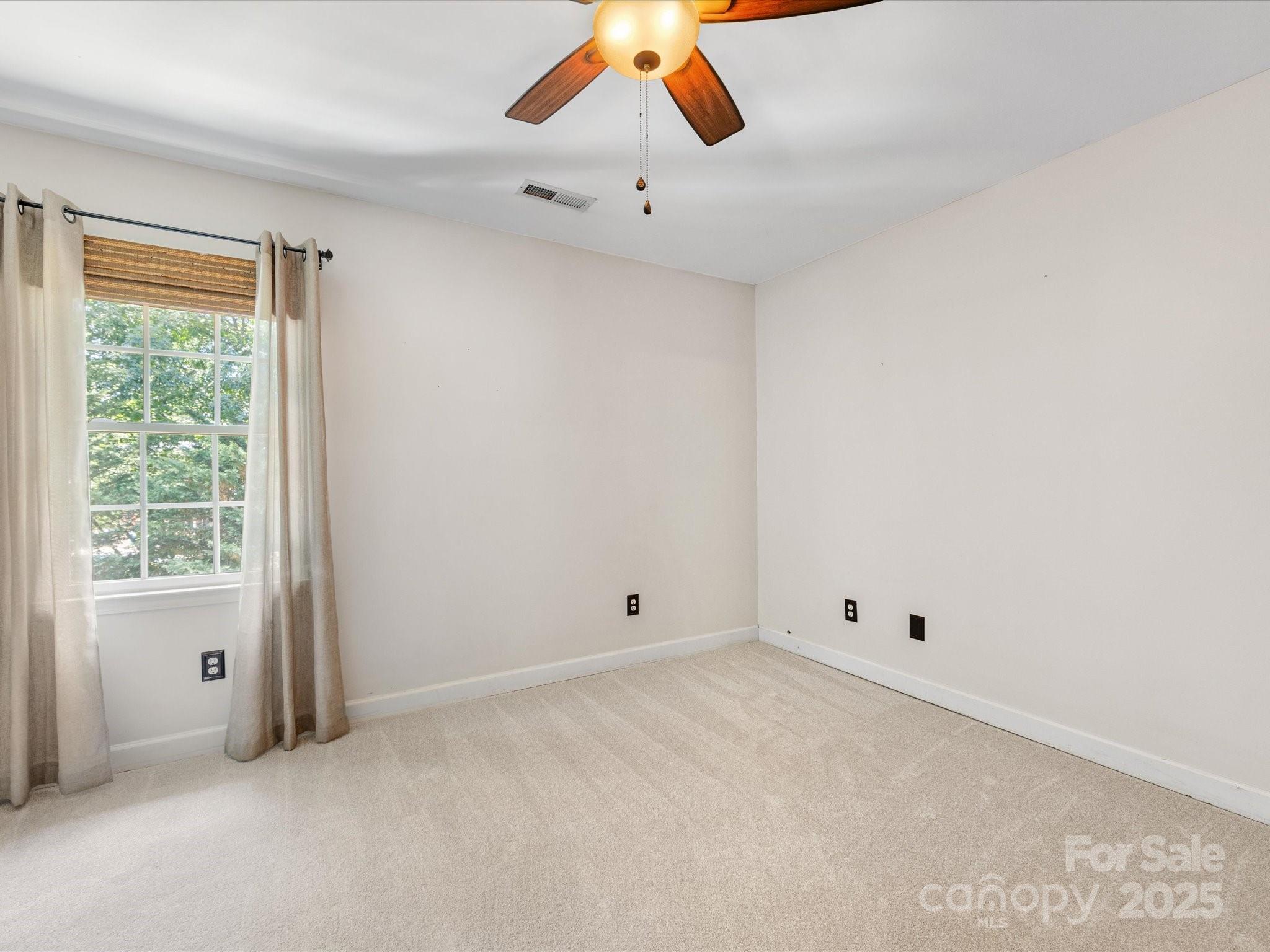 11126 Windgate Court Property Photo 27