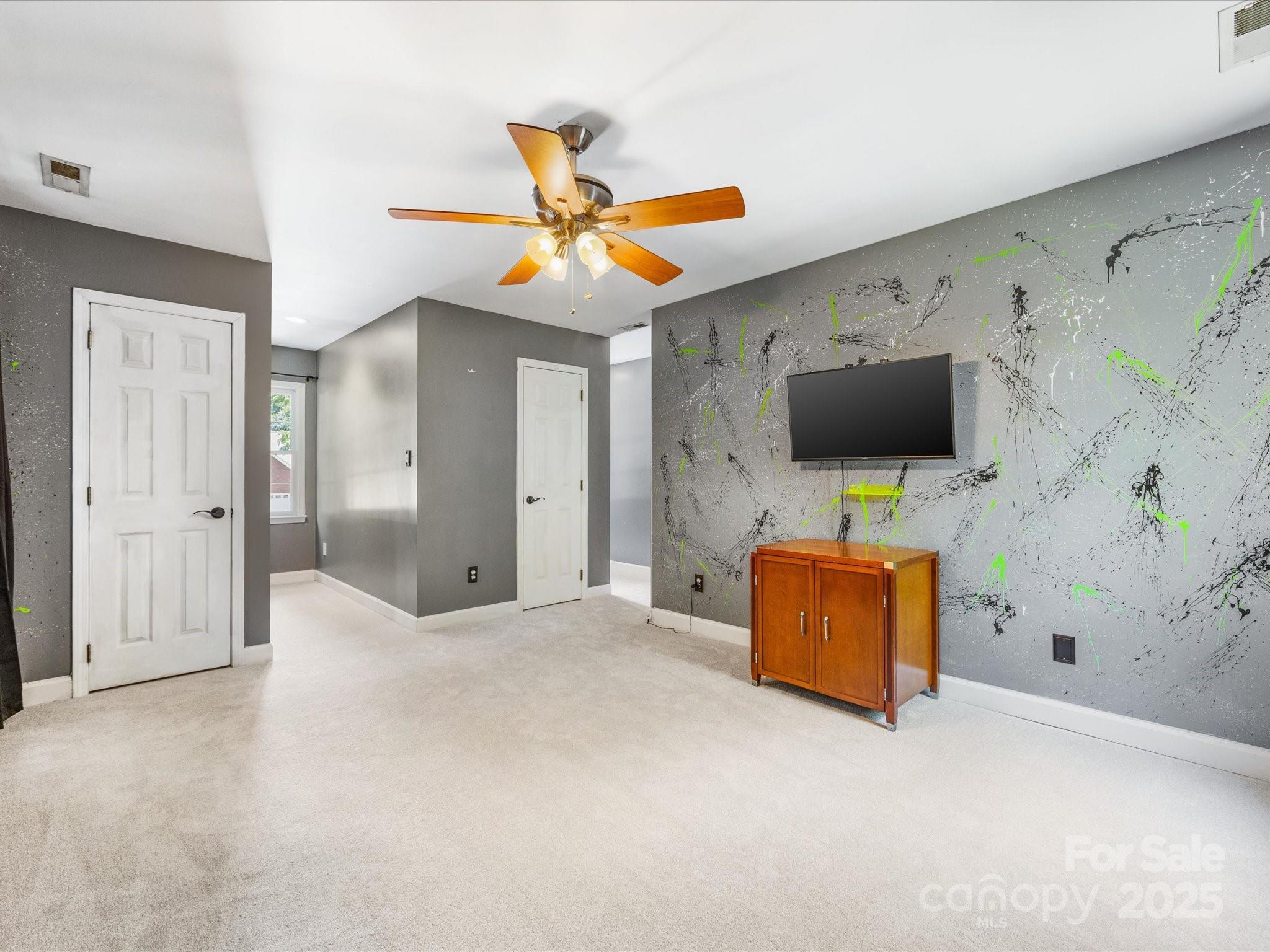 11126 Windgate Court Property Photo 33