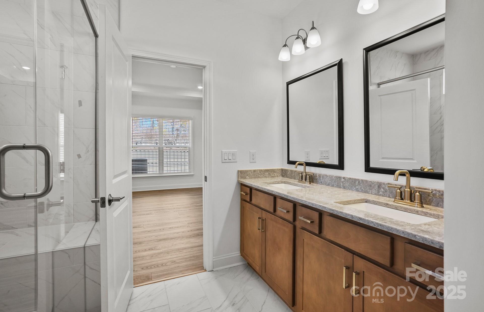 1006 Kinship Drive 120 Property Photo 5