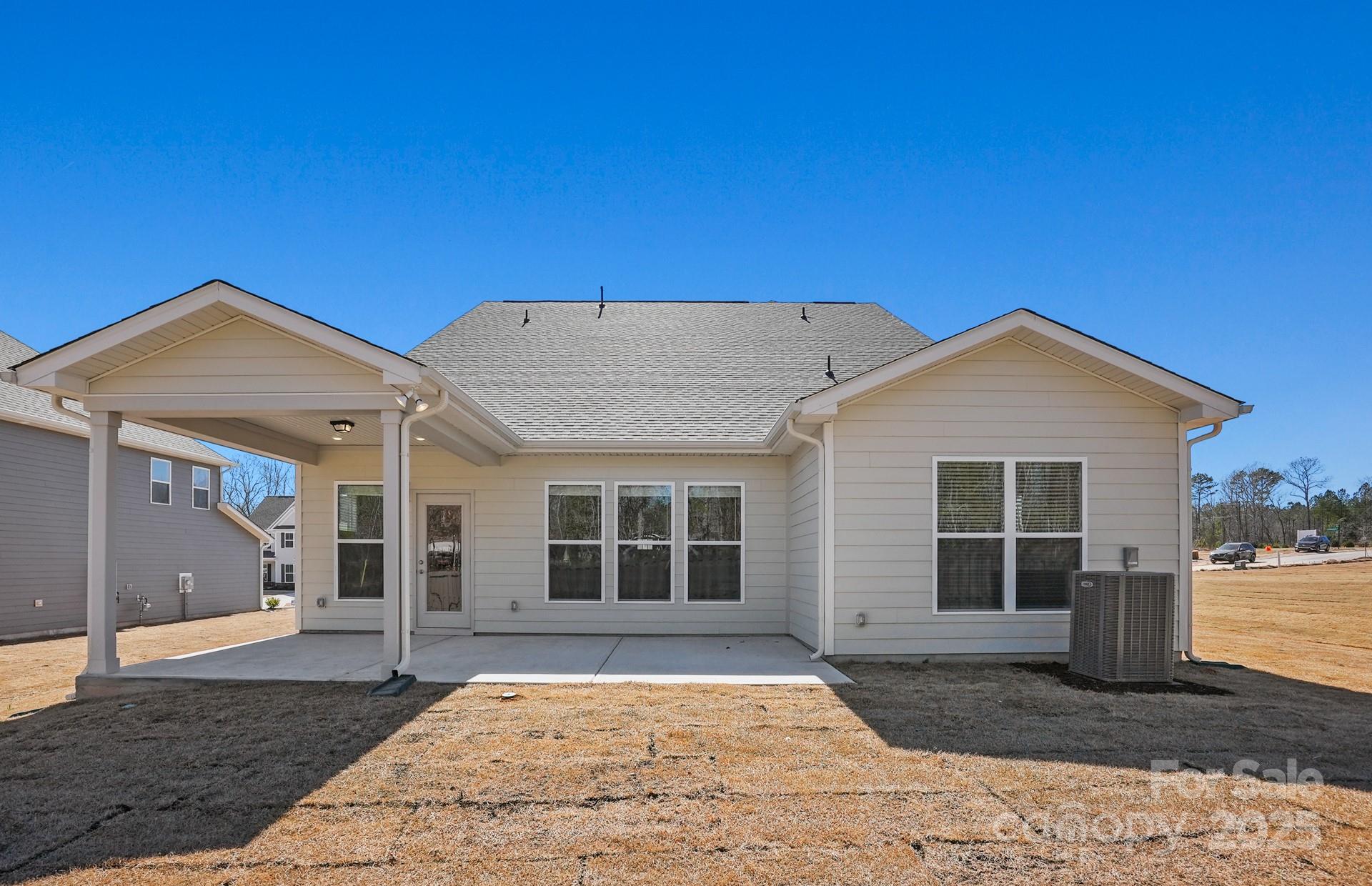 1006 Kinship Drive 120 Property Photo 6