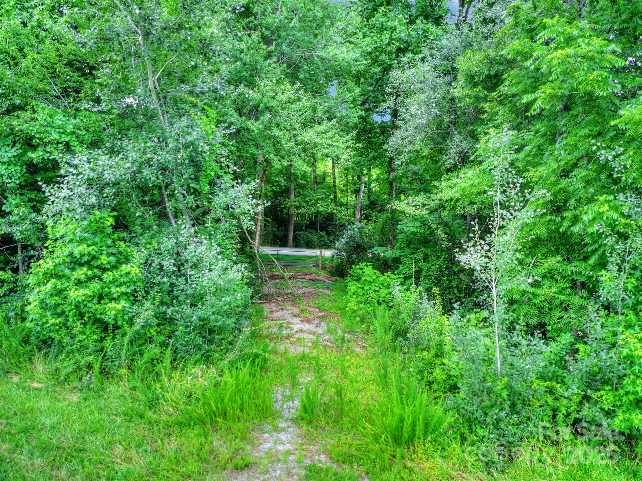 1416 Airport Road Property Photo 7