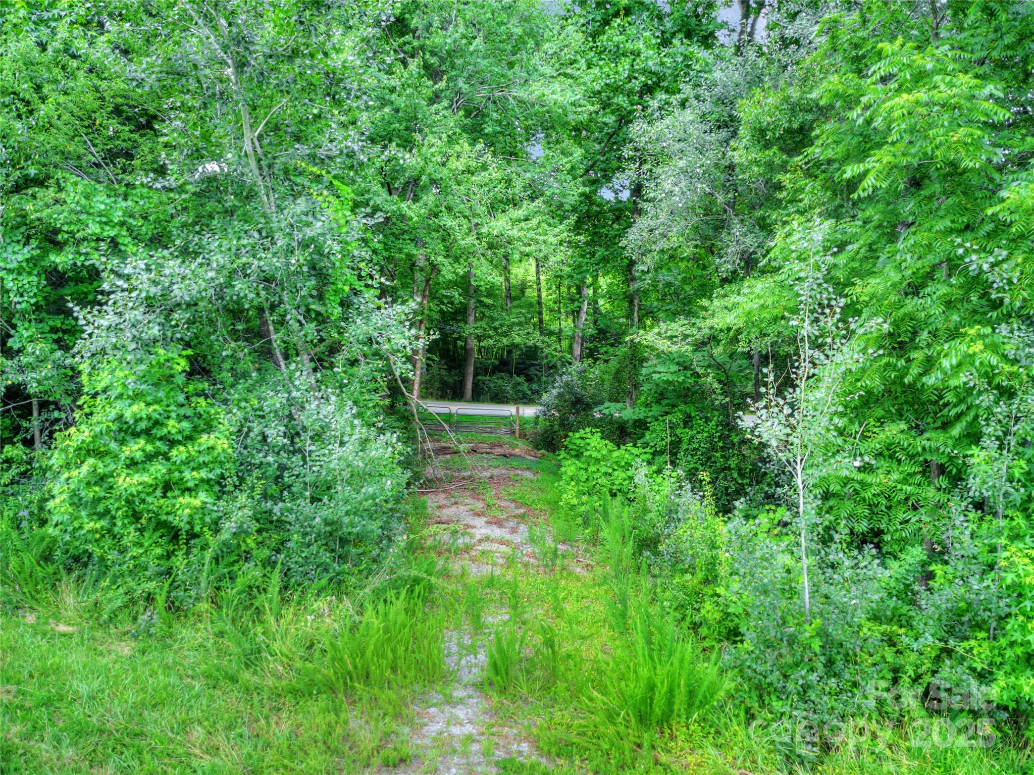 1416 Airport Road Property Photo 8