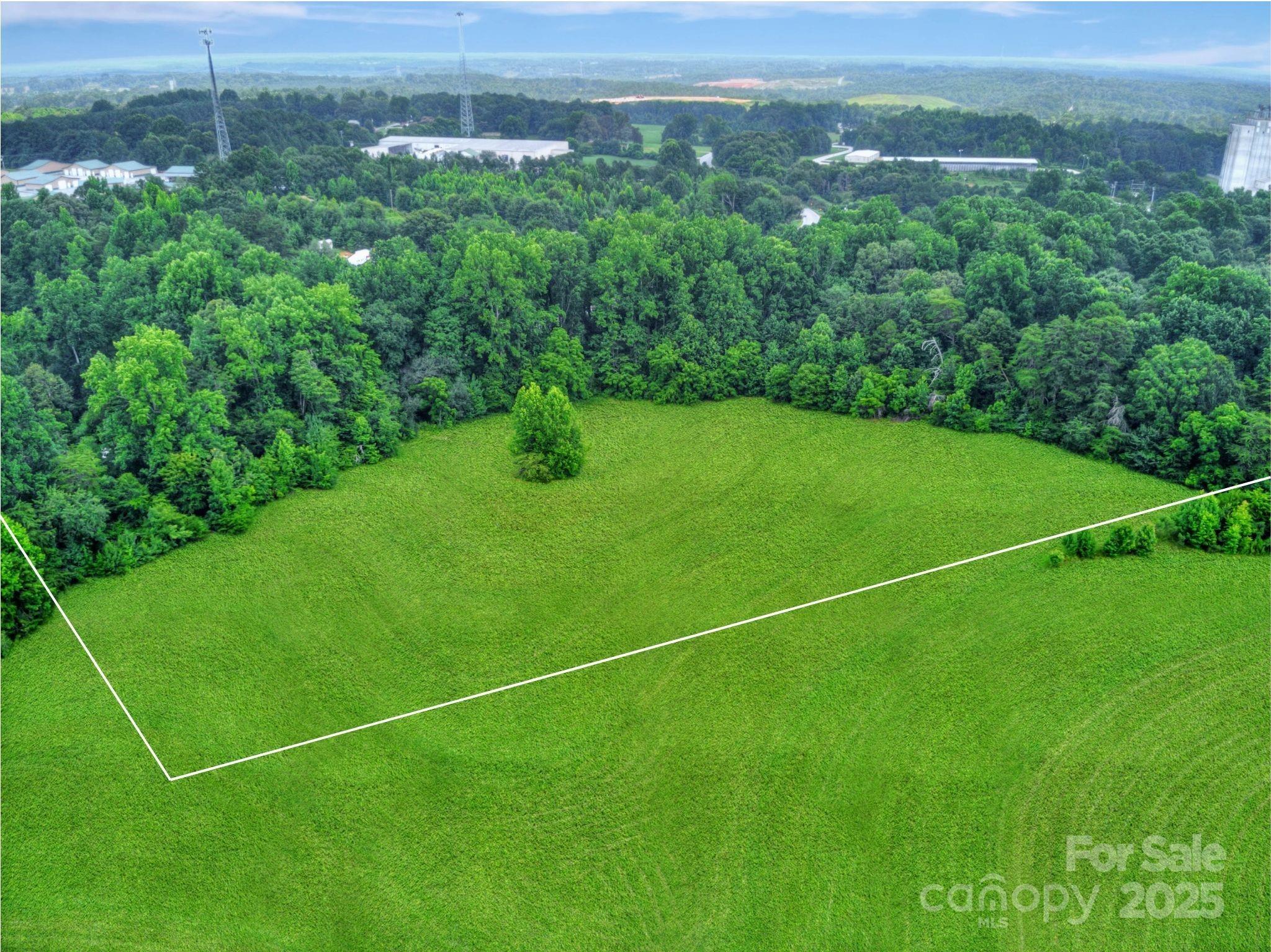 1416 Airport Road Property Photo 11