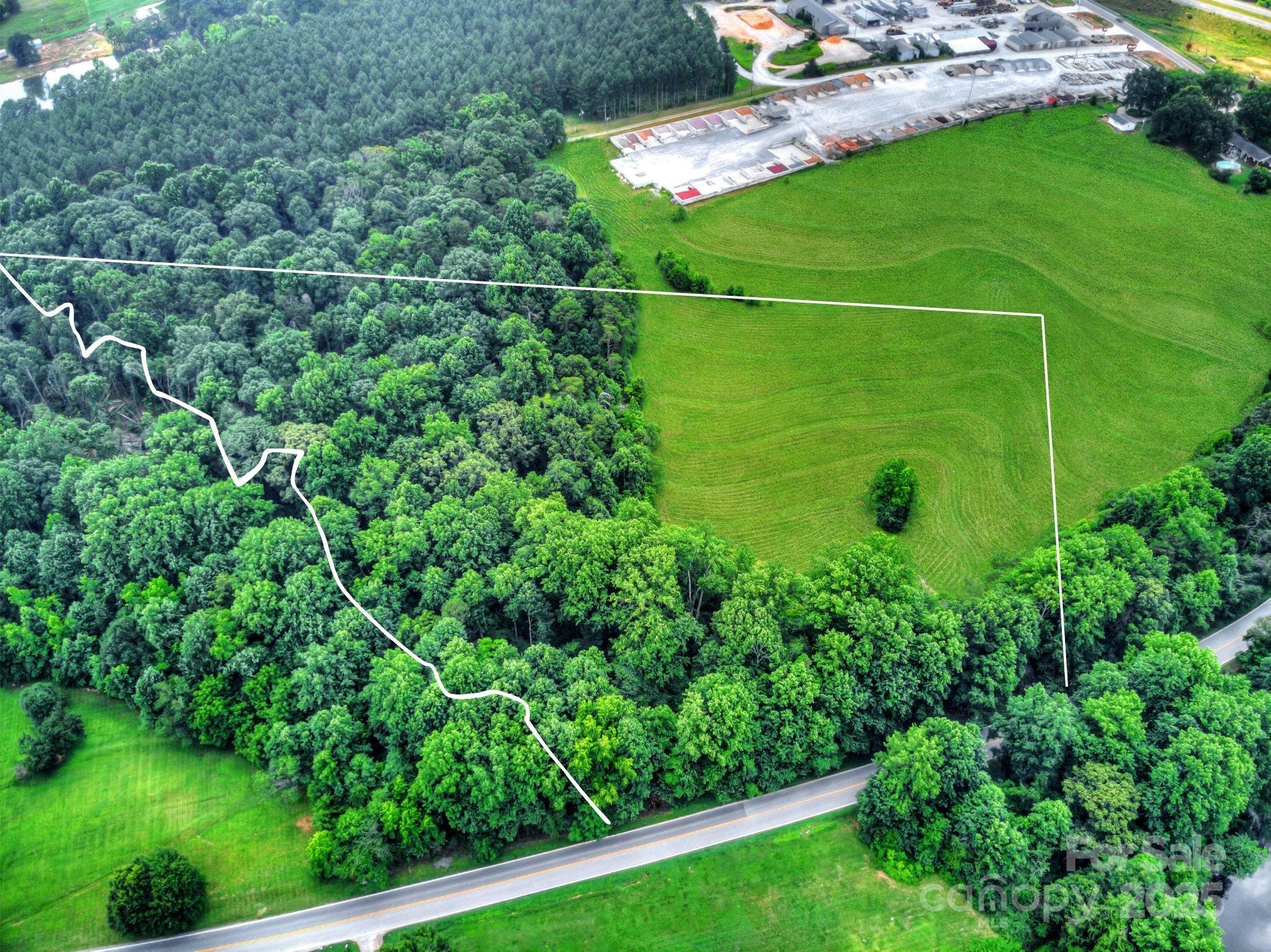 1416 Airport Road Property Photo 13