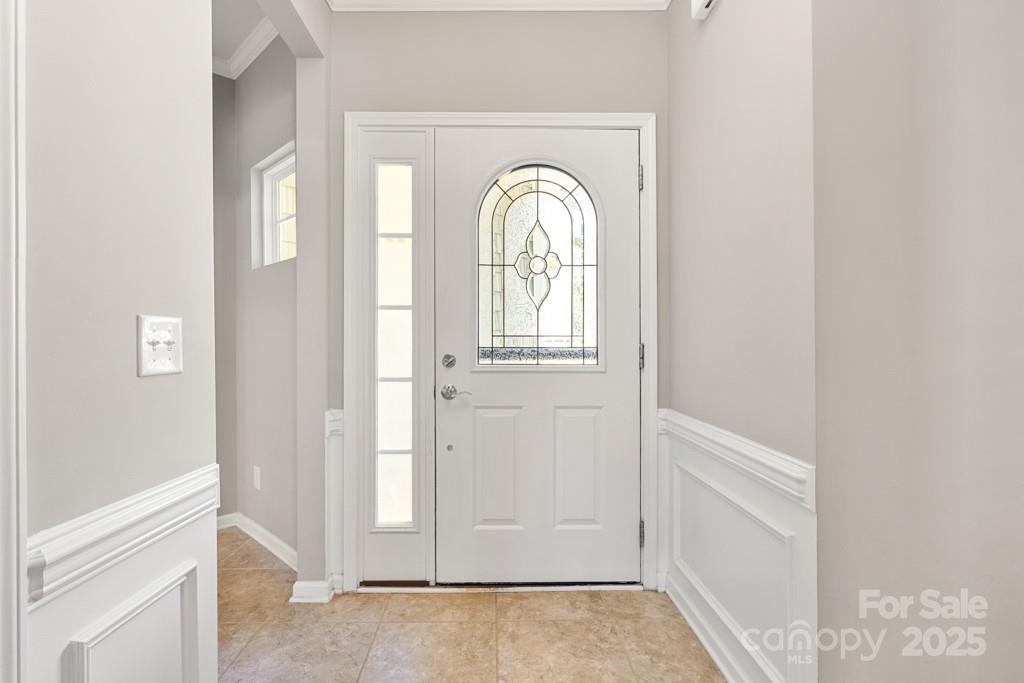 1031 Fants Grove Lane Property Photo 4