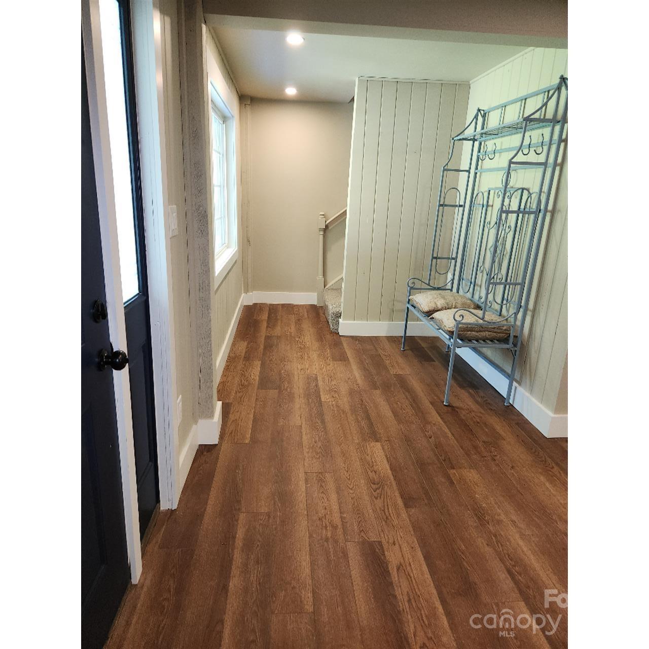 283 Robin Drive Property Photo 16